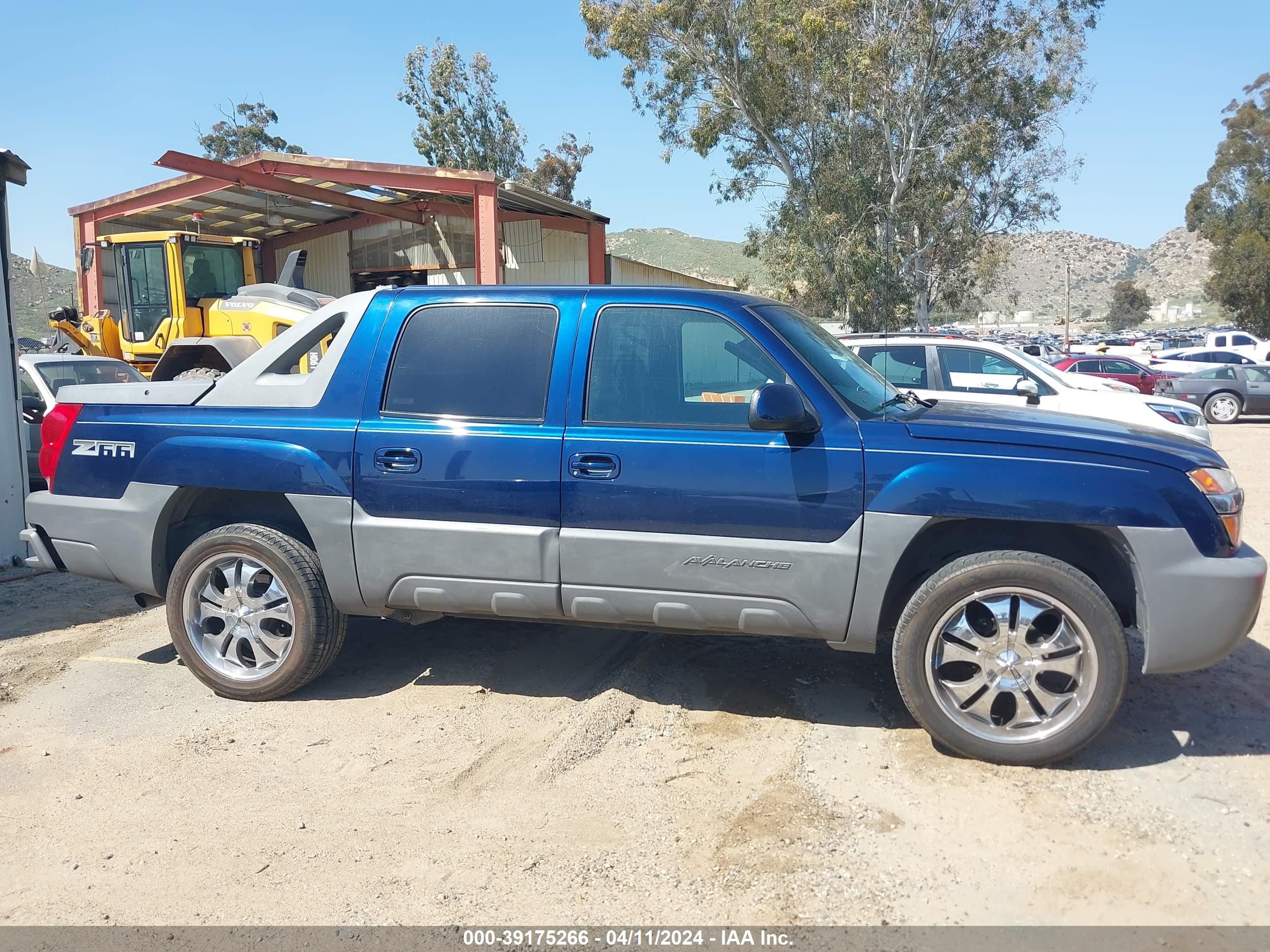 Photo 12 VIN: 3GNEC13T72G166871 - CHEVROLET AVALANCHE 