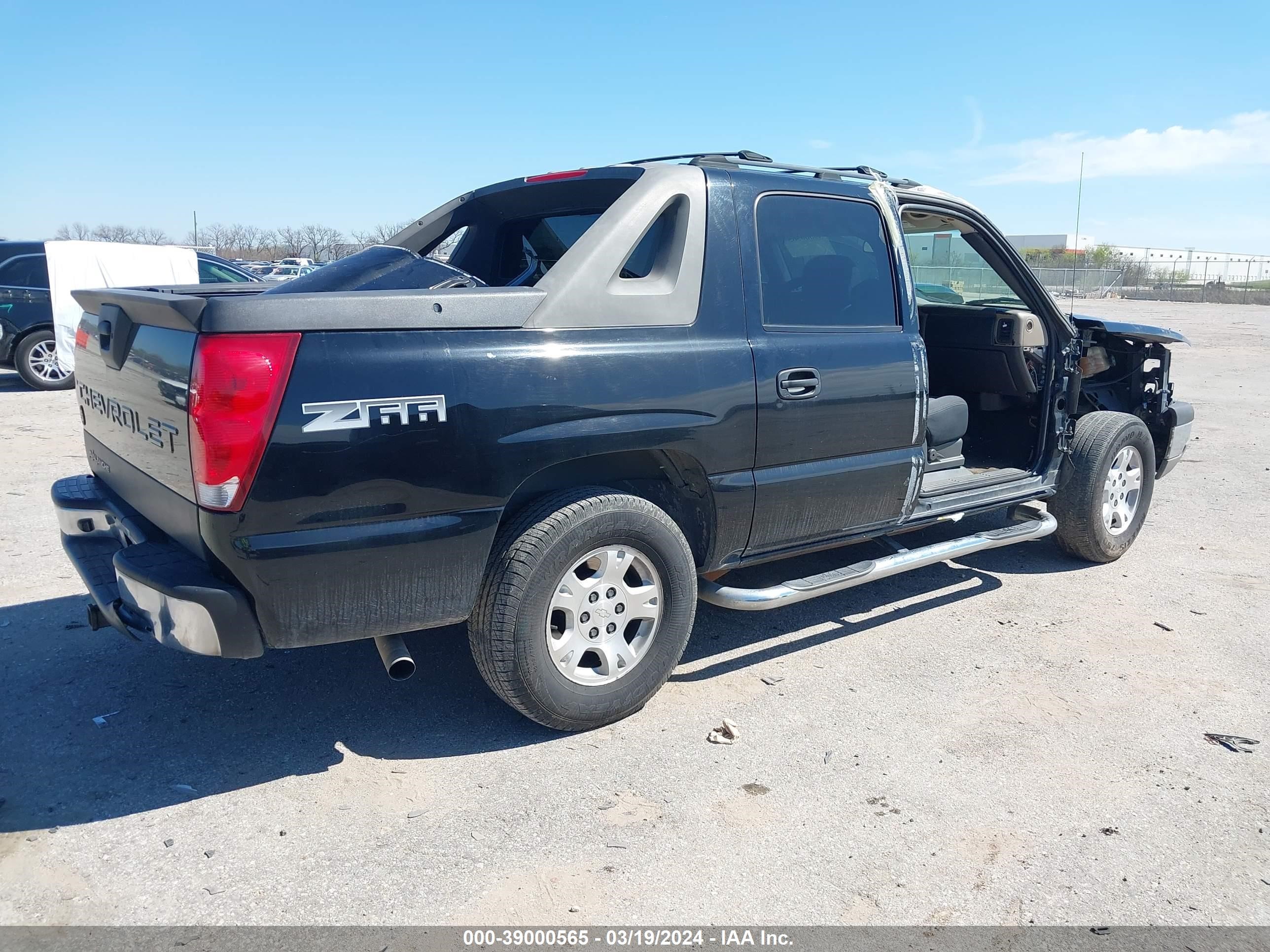 Photo 3 VIN: 3GNEC13TX3G257893 - CHEVROLET AVALANCHE 