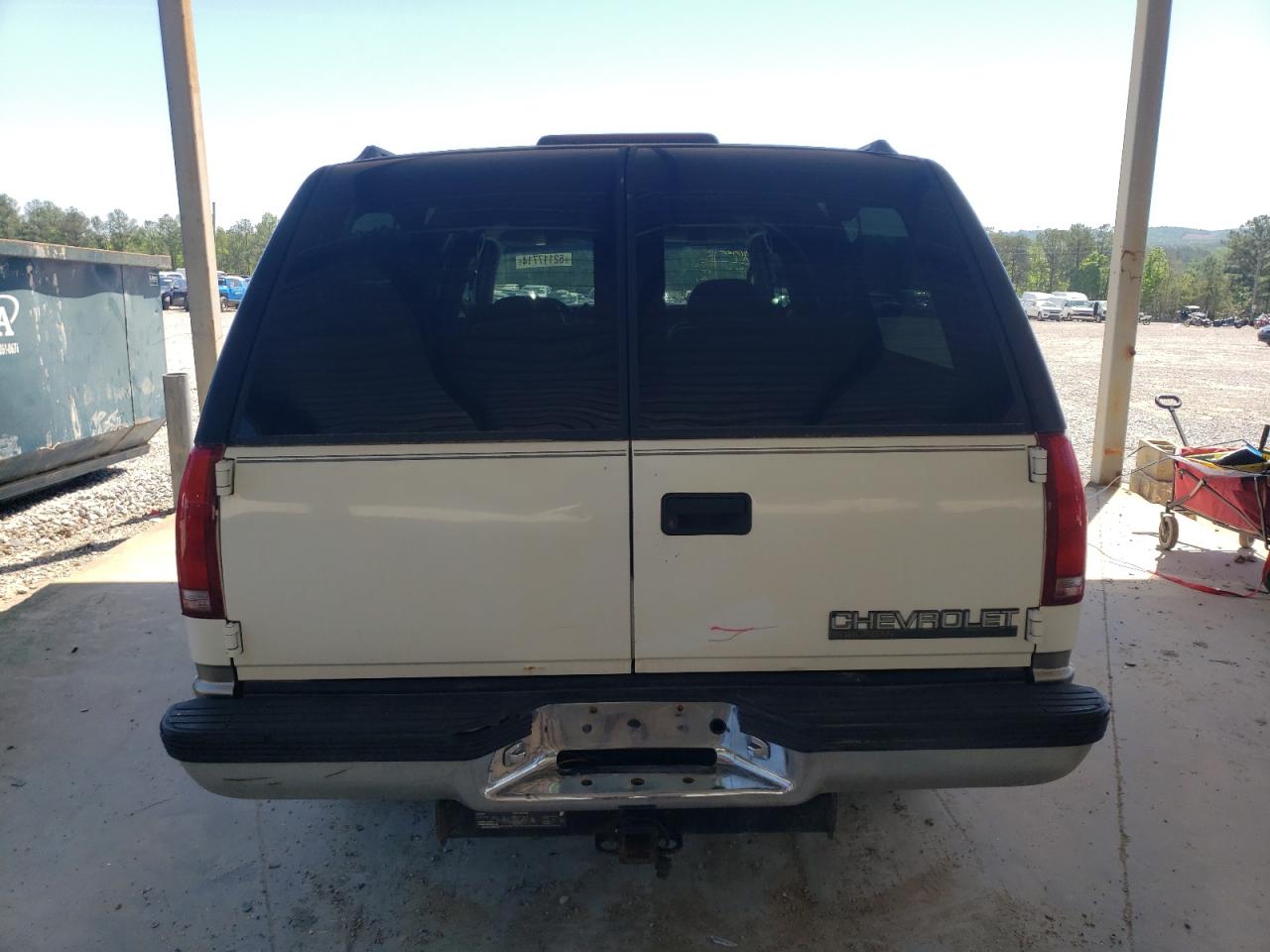 Photo 5 VIN: 3GNEC16R2XG243234 - CHEVROLET SUBURBAN 