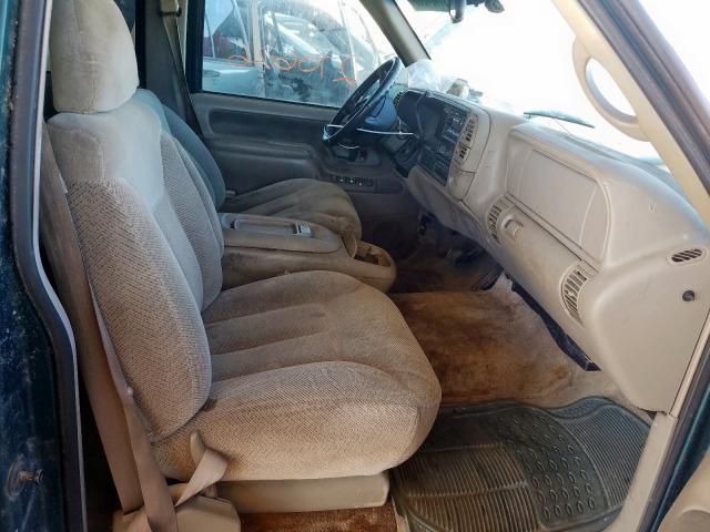 Photo 4 VIN: 3GNEC16R3XG249110 - CHEVROLET SUBURBAN 