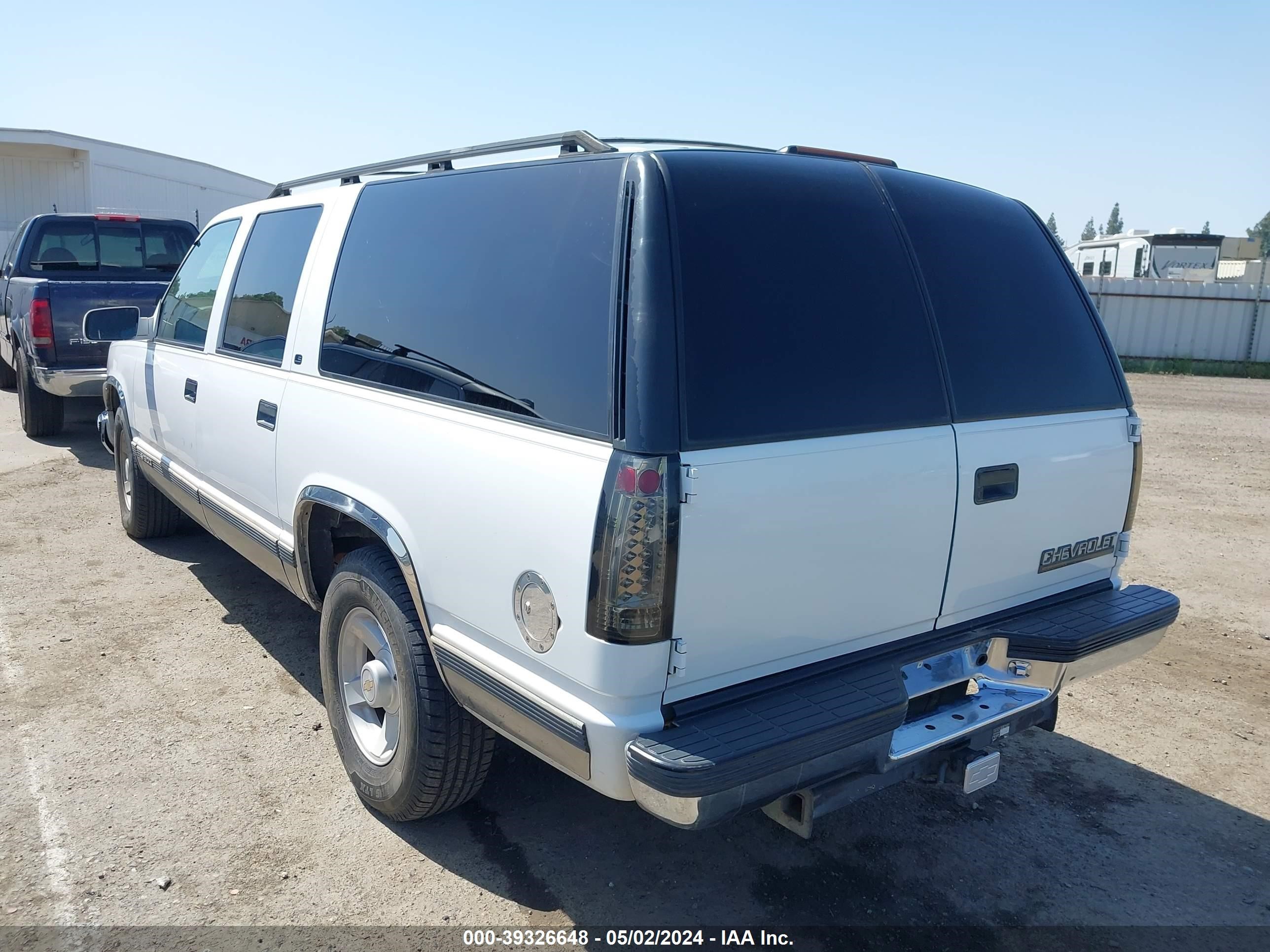 Photo 2 VIN: 3GNEC16R7XG128502 - CHEVROLET EXPRESS 