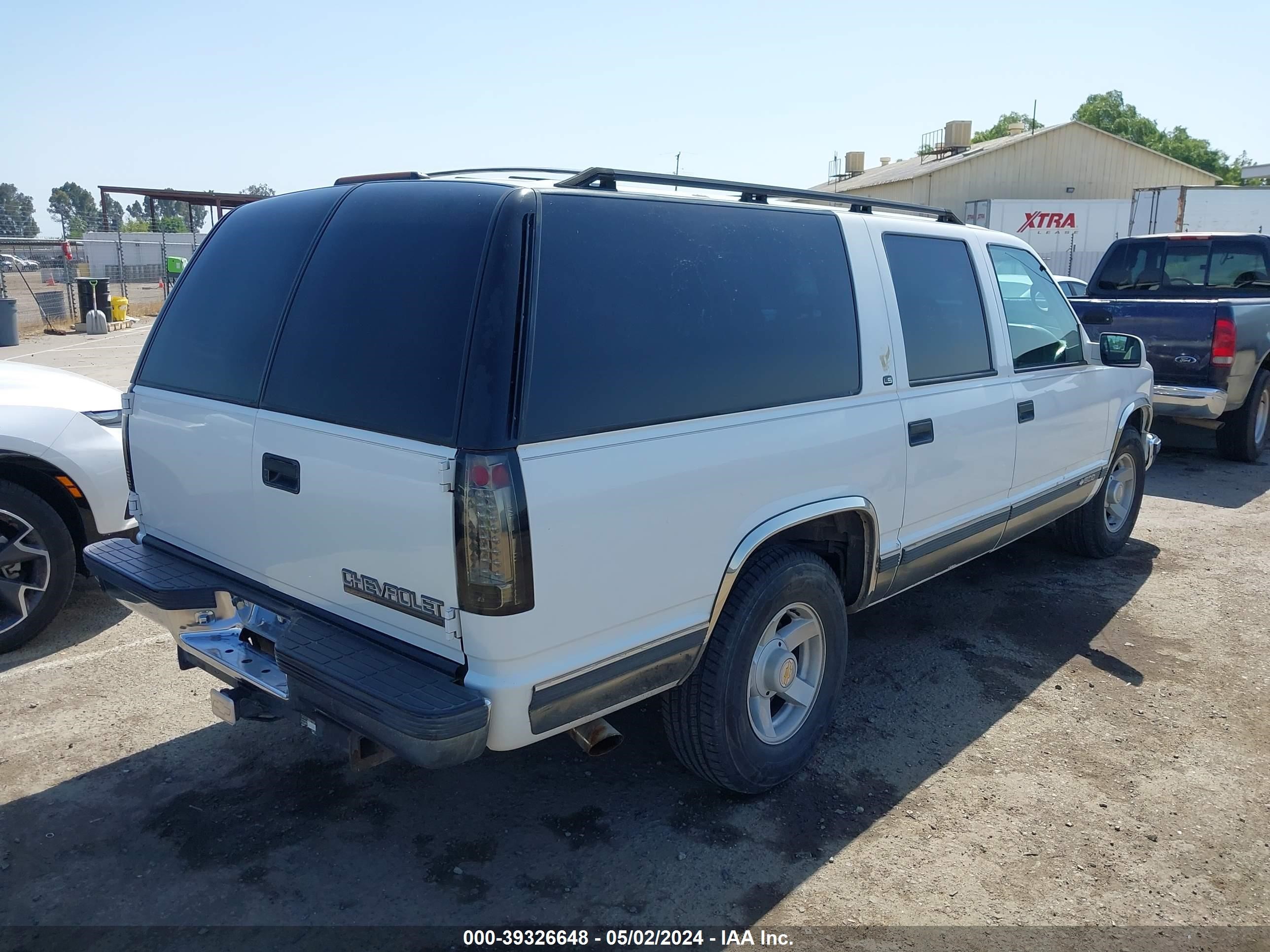 Photo 3 VIN: 3GNEC16R7XG128502 - CHEVROLET EXPRESS 