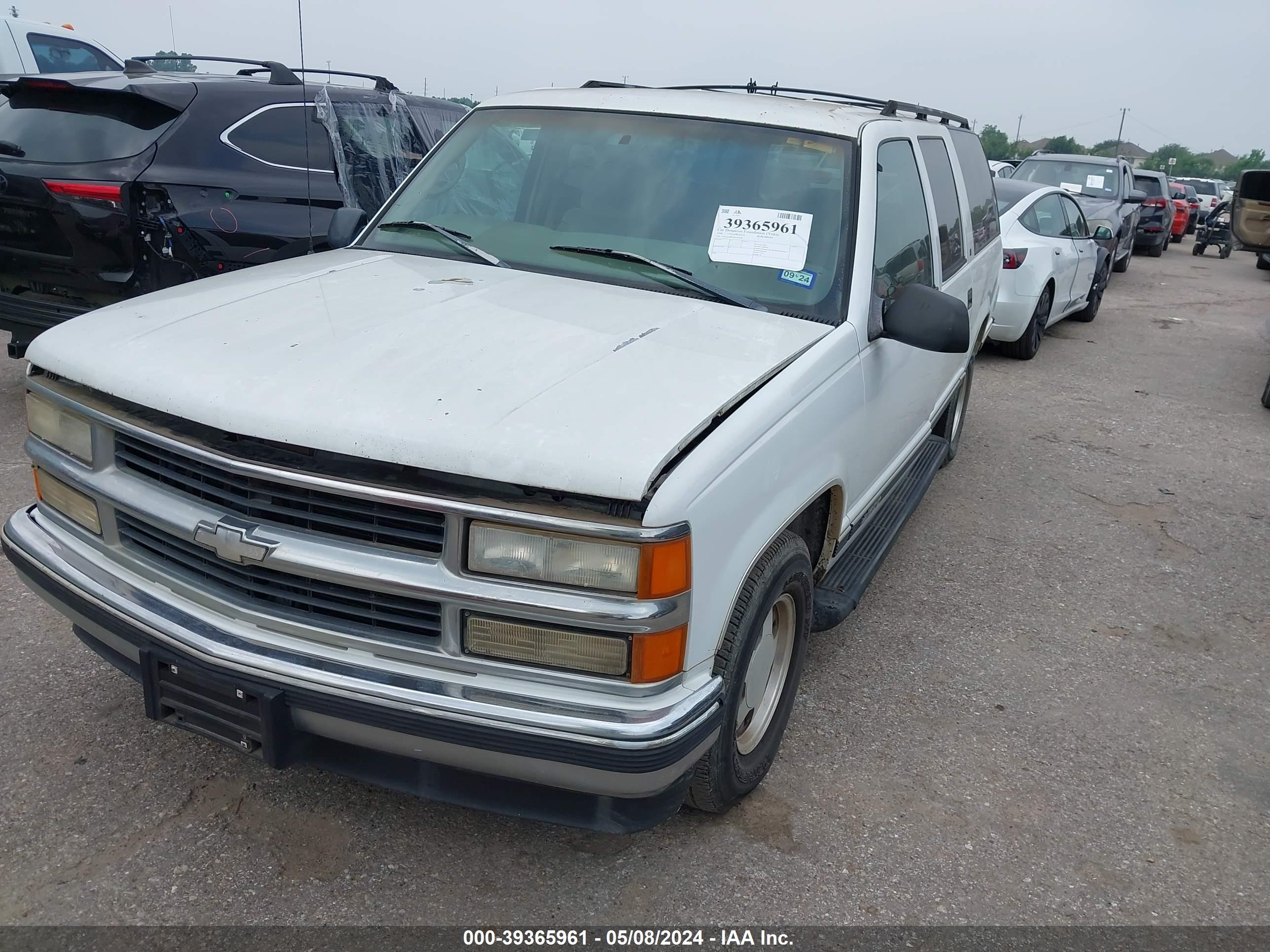 Photo 1 VIN: 3GNEC16R9XG109238 - CHEVROLET EXPRESS 