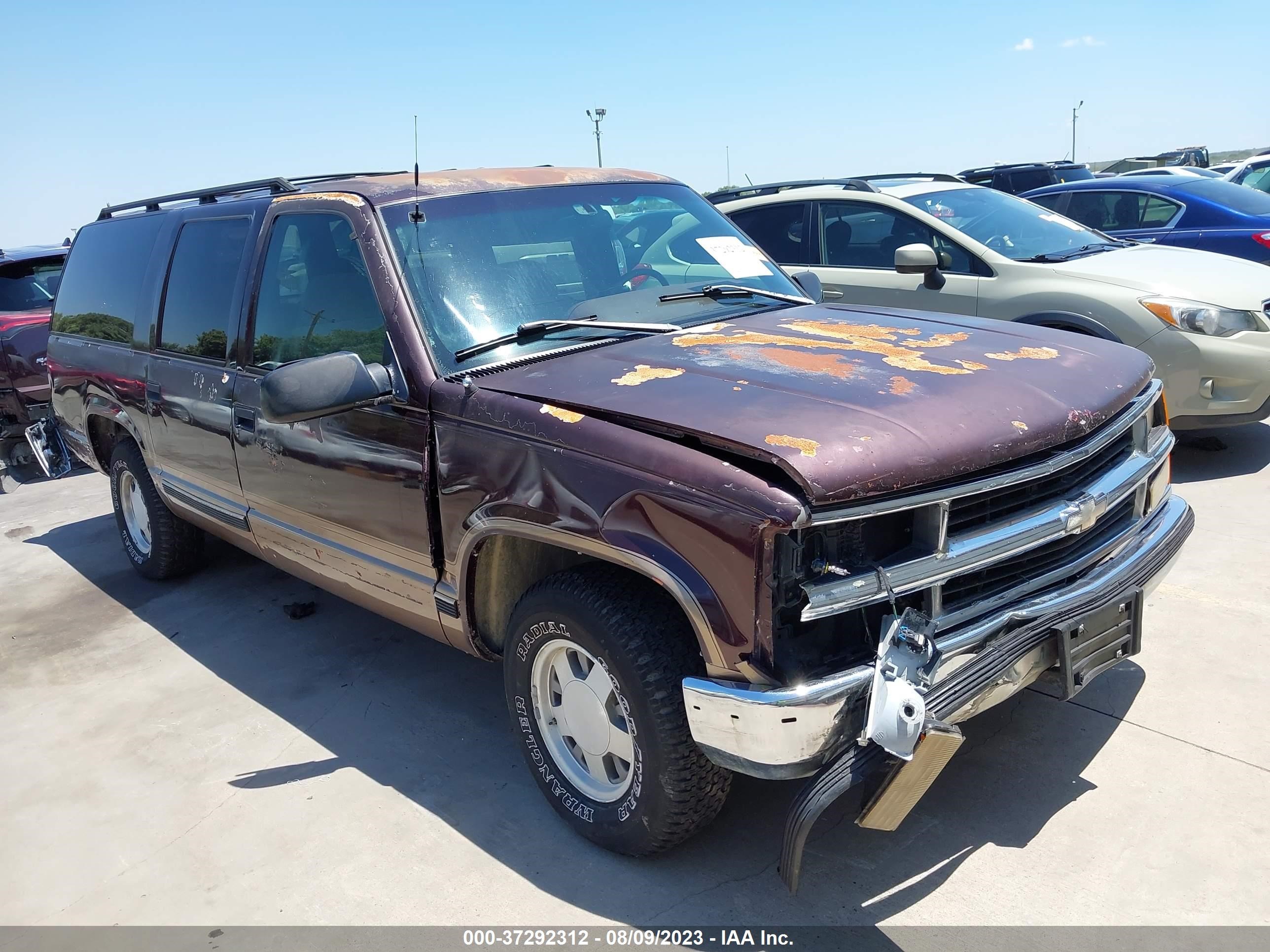 Photo 5 VIN: 3GNEC16RXTG126981 - CHEVROLET SUBURBAN 