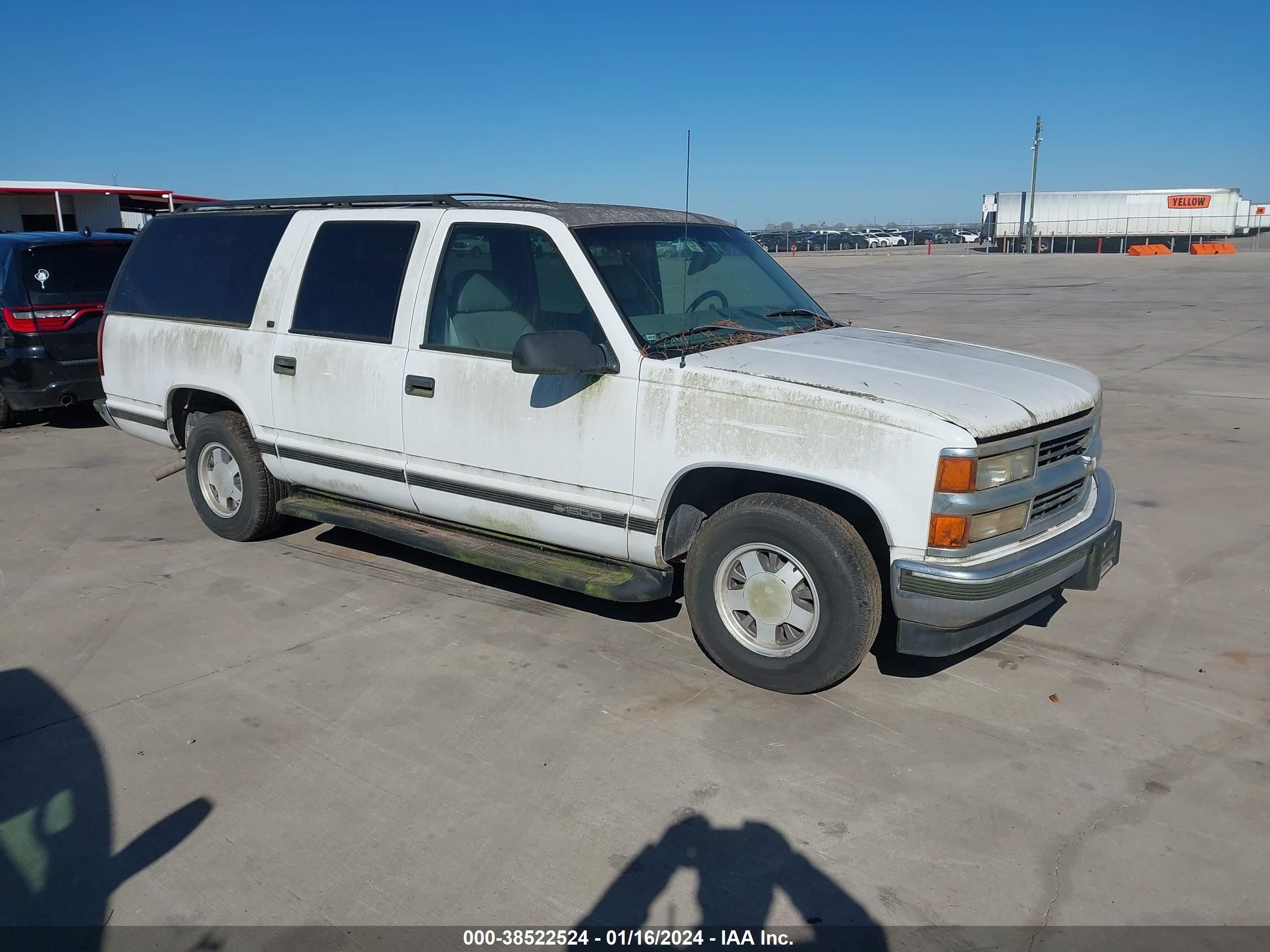 Photo 0 VIN: 3GNEC16RXXG169352 - CHEVROLET EXPRESS 