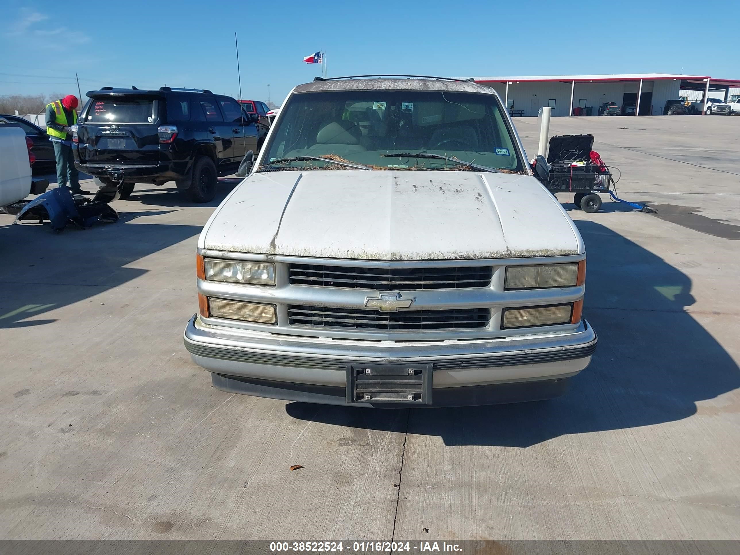 Photo 5 VIN: 3GNEC16RXXG169352 - CHEVROLET EXPRESS 