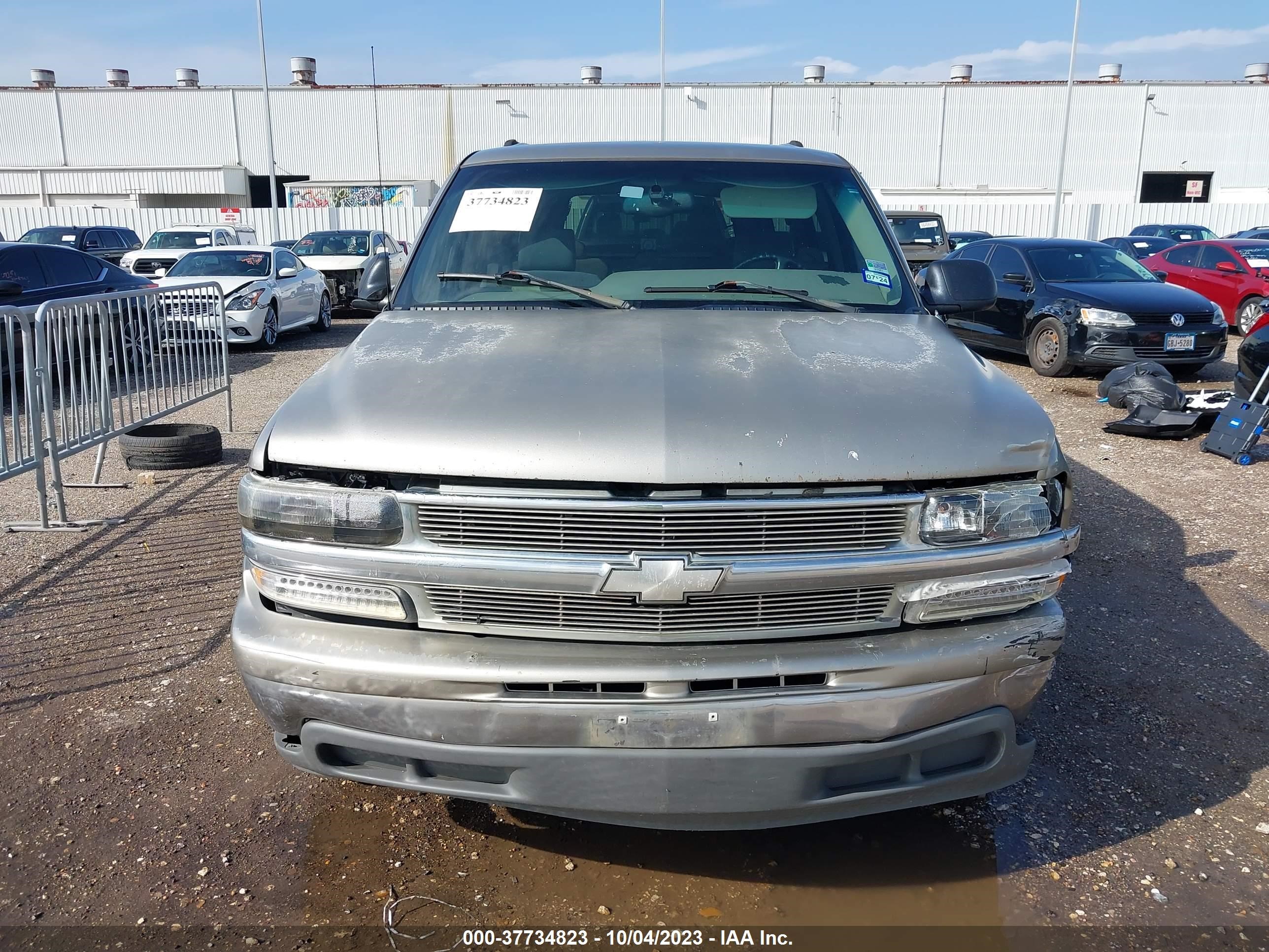 Photo 11 VIN: 3GNEC16T1YG229628 - CHEVROLET EXPRESS 