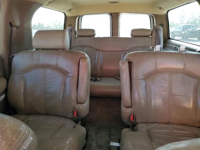 Photo 9 VIN: 3GNEC16T2YG167267 - CHEVROLET SUBURBAN C 