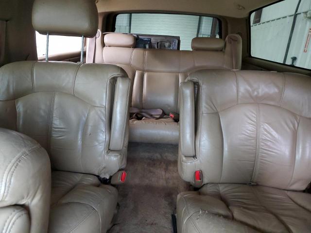 Photo 9 VIN: 3GNEC16T2YG204205 - CHEVROLET SUBURBAN 