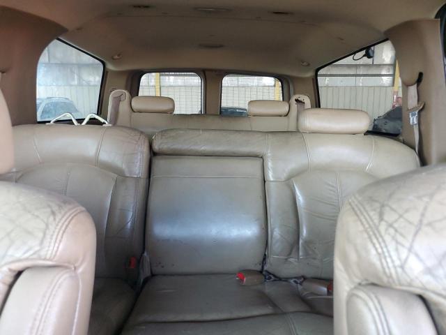 Photo 9 VIN: 3GNEC16T3YG158805 - CHEVROLET SUBURBAN C 