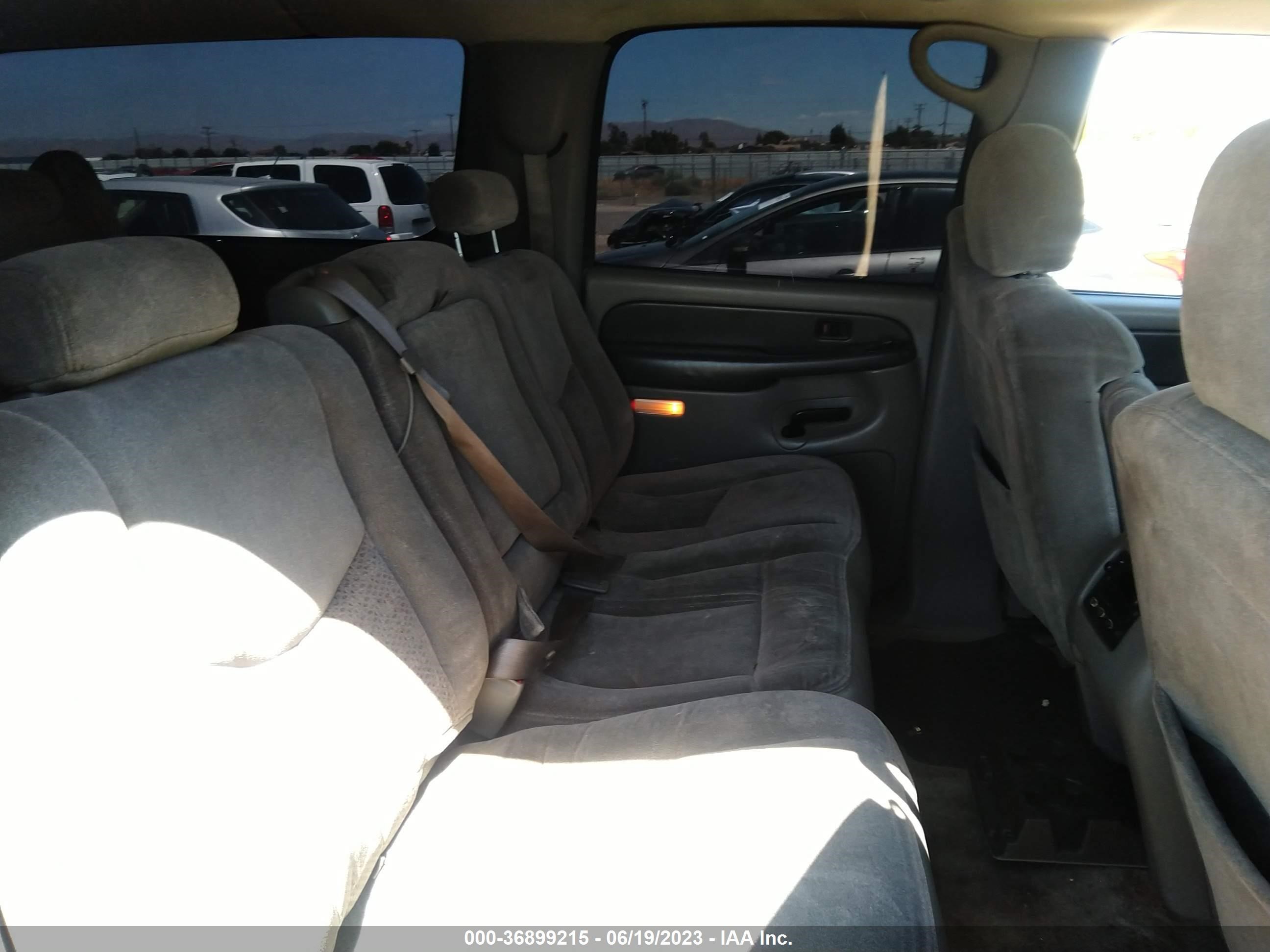 Photo 7 VIN: 3GNEC16T43G243452 - CHEVROLET SUBURBAN 