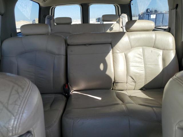 Photo 9 VIN: 3GNEC16T51G148847 - CHEVROLET SUBURBAN 