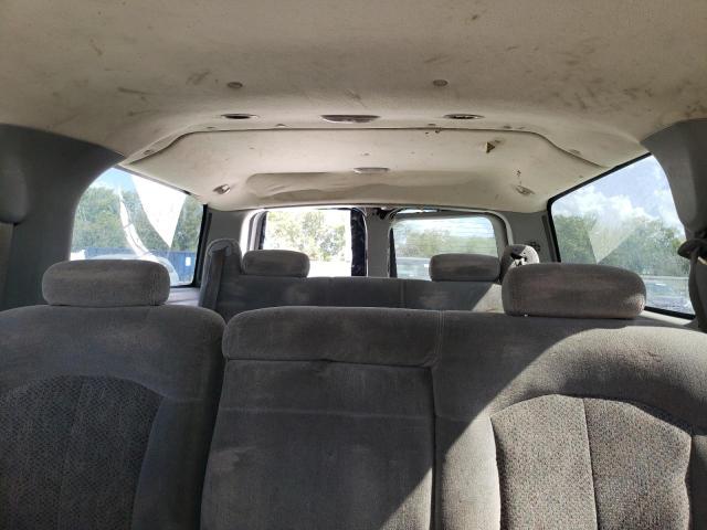 Photo 9 VIN: 3GNEC16T8YG118087 - CHEVROLET SUBURBAN C 