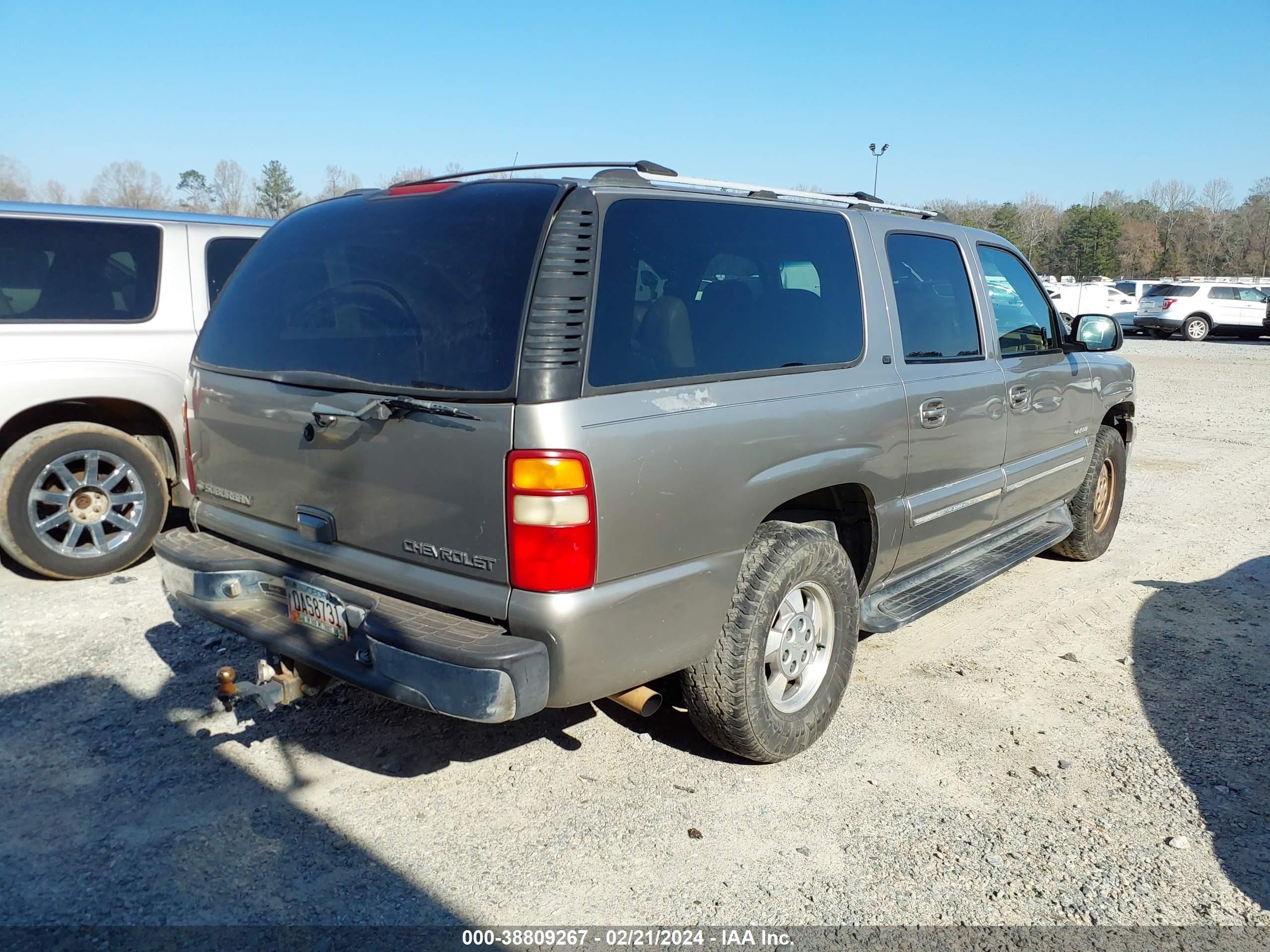 Photo 3 VIN: 3GNEC16T8YG206816 - CHEVROLET EXPRESS 