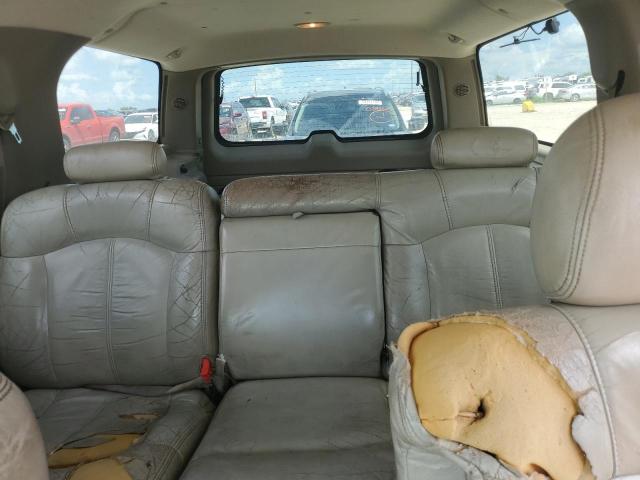 Photo 9 VIN: 3GNEC16TX1G199311 - CHEVROLET SUBURBAN C 