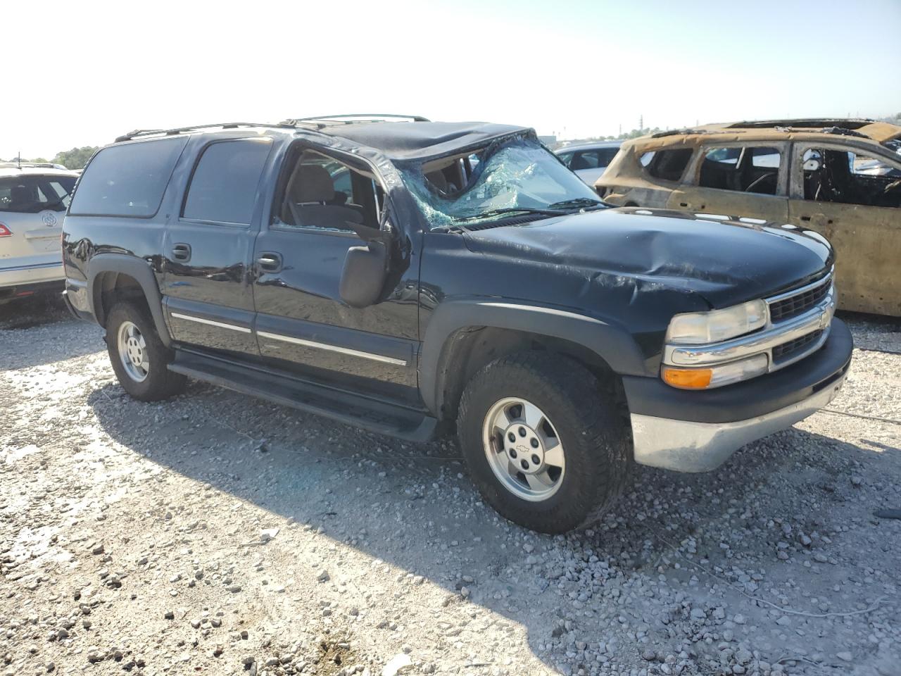 Photo 3 VIN: 3GNEC16TX1G207150 - CHEVROLET SUBURBAN 