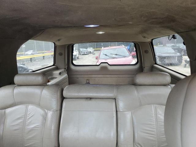 Photo 9 VIN: 3GNEC16TX1G213448 - CHEVROLET SUBURBAN 