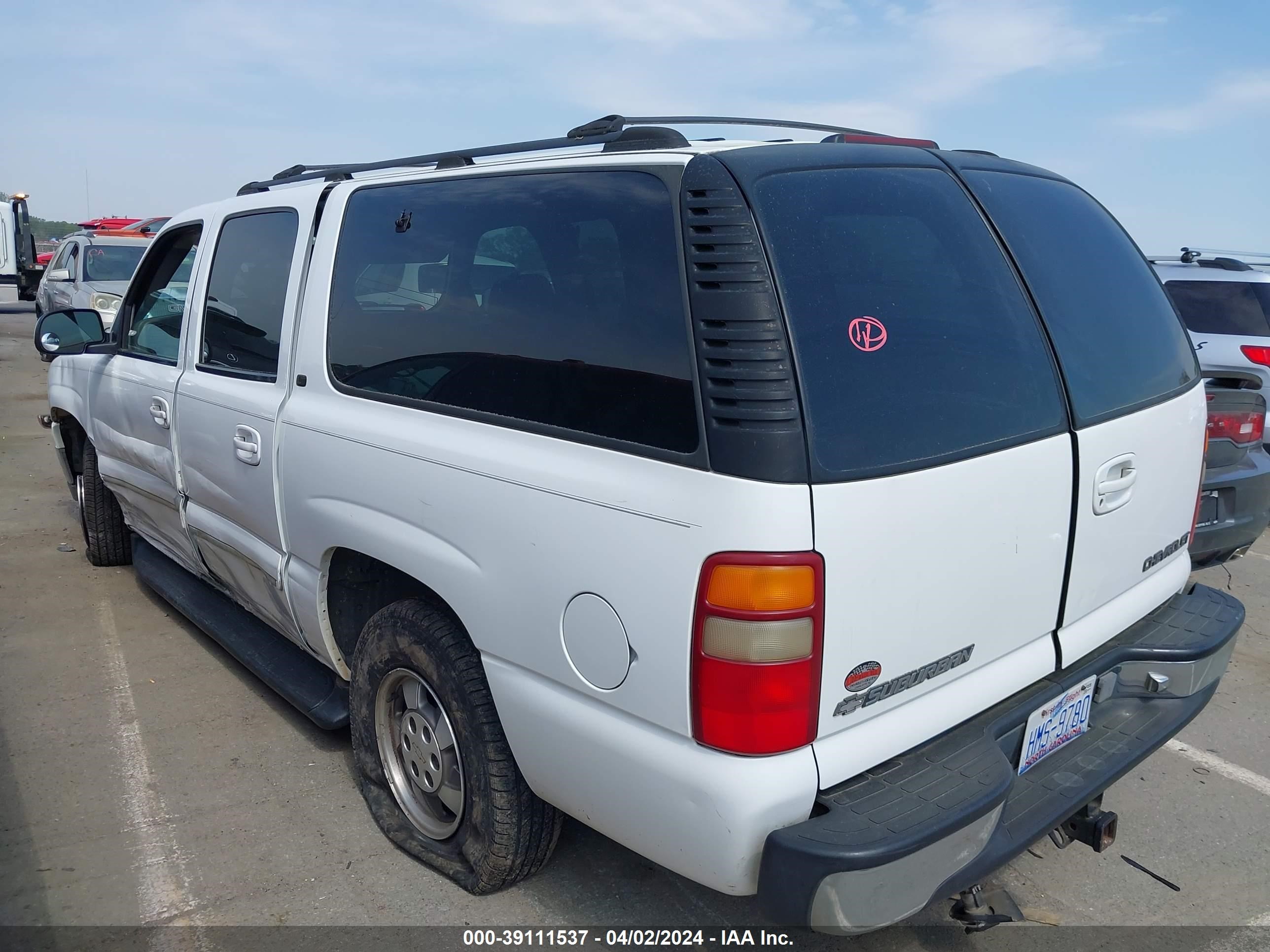 Photo 2 VIN: 3GNEC16TX1G242402 - CHEVROLET EXPRESS 