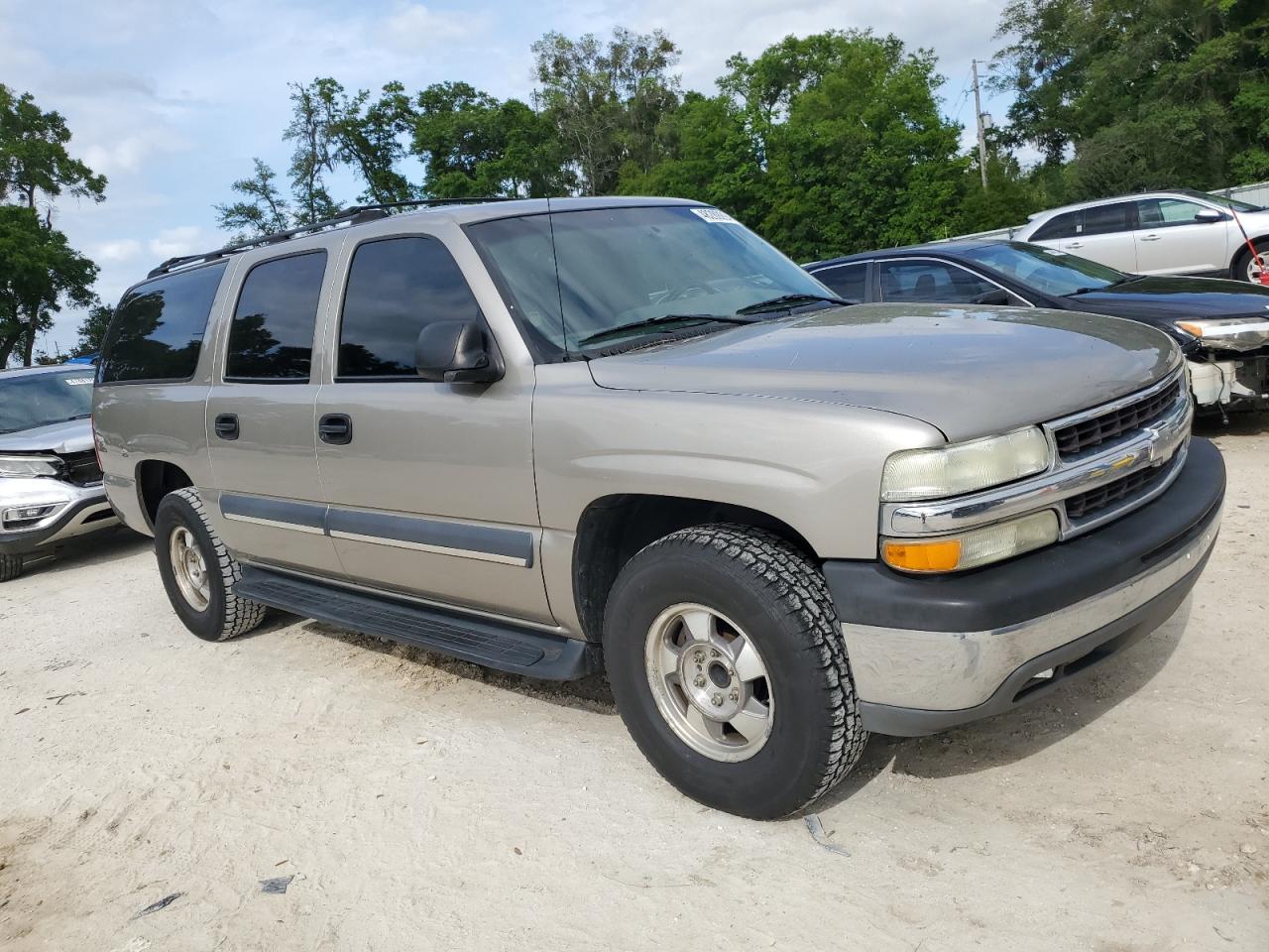 Photo 3 VIN: 3GNEC16Z62G329526 - CHEVROLET SUBURBAN 