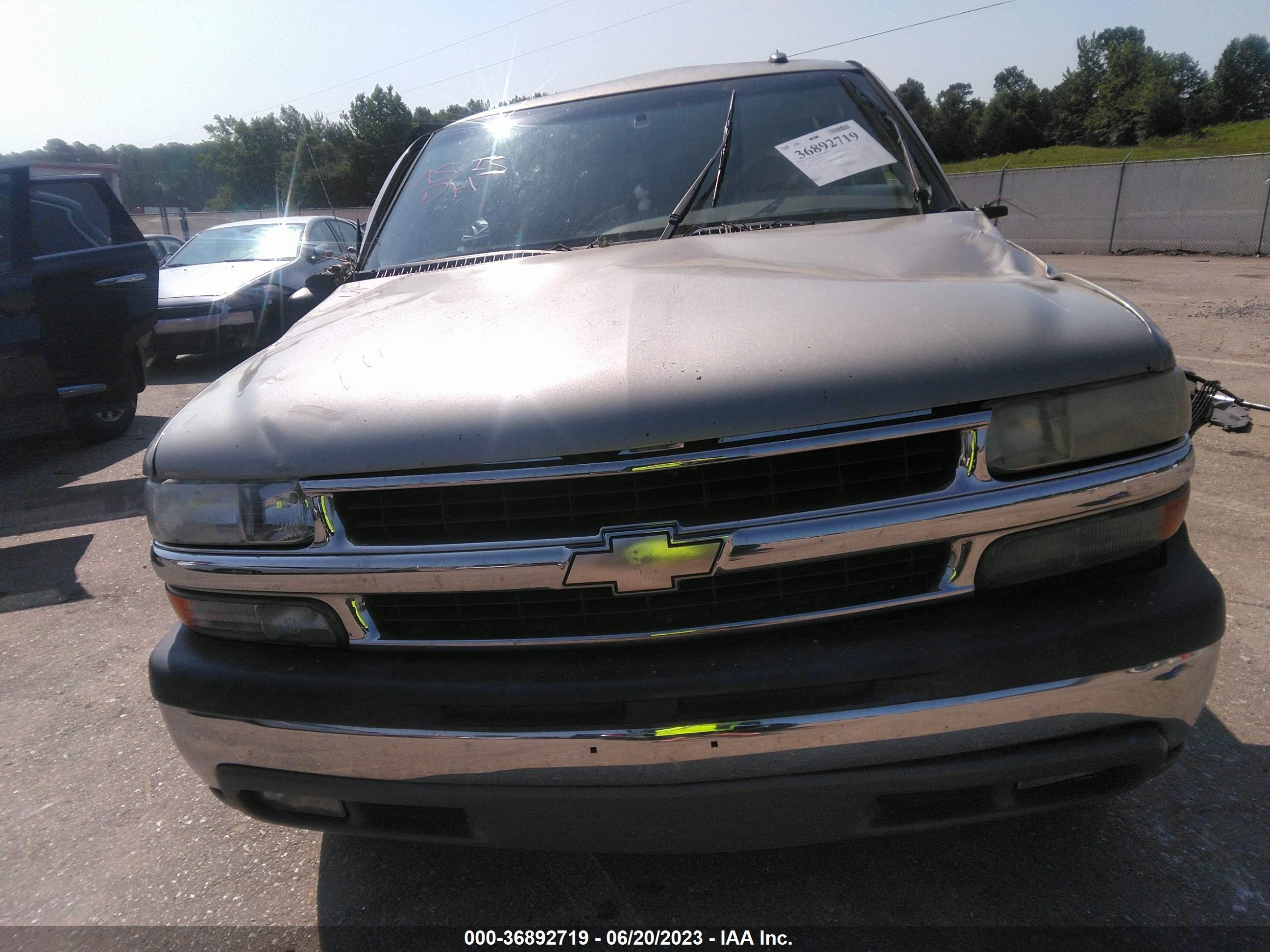 Photo 11 VIN: 3GNEC16ZX2G346765 - CHEVROLET SUBURBAN 