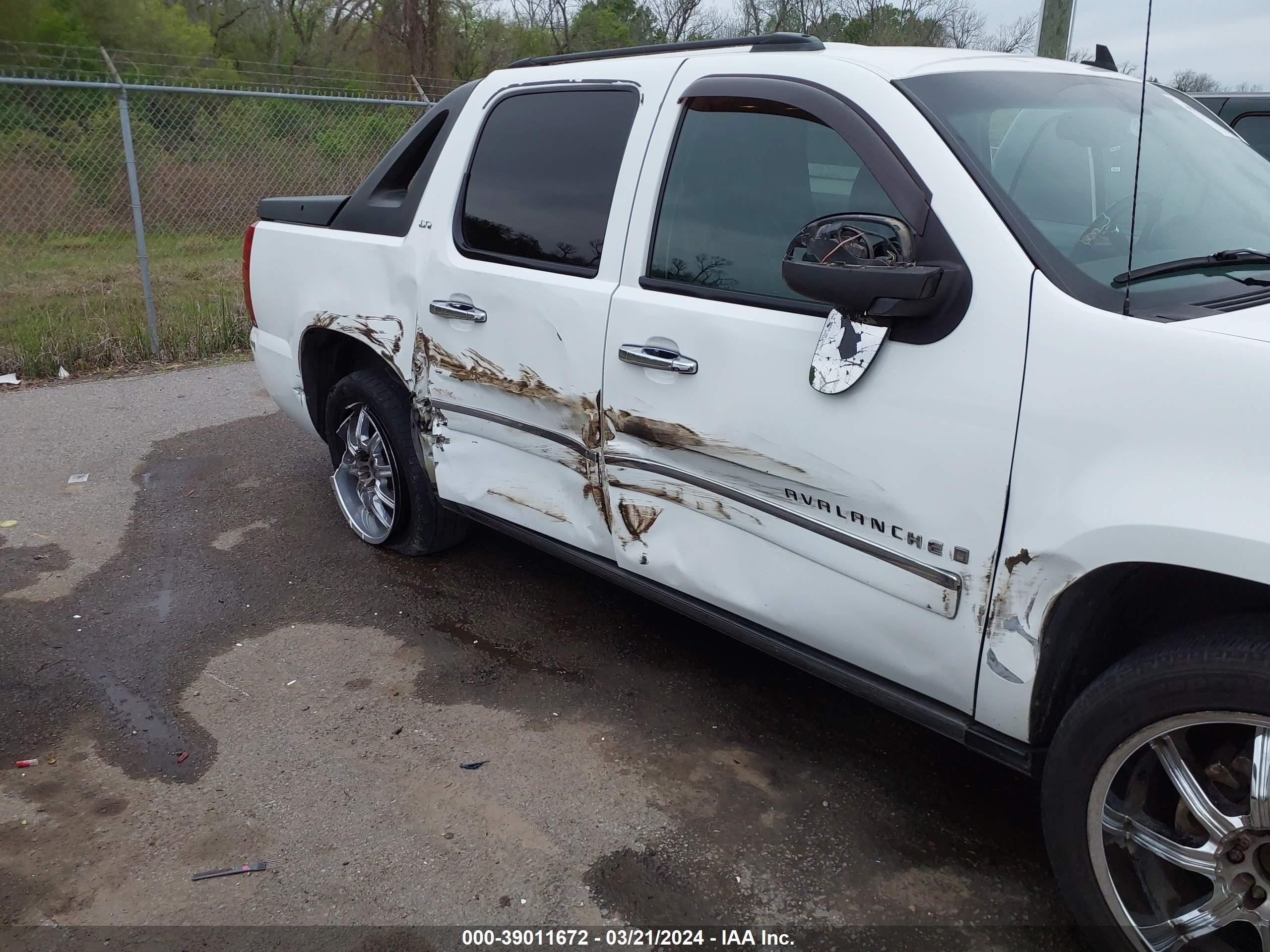 Photo 5 VIN: 3GNEC32089G164964 - CHEVROLET AVALANCHE 