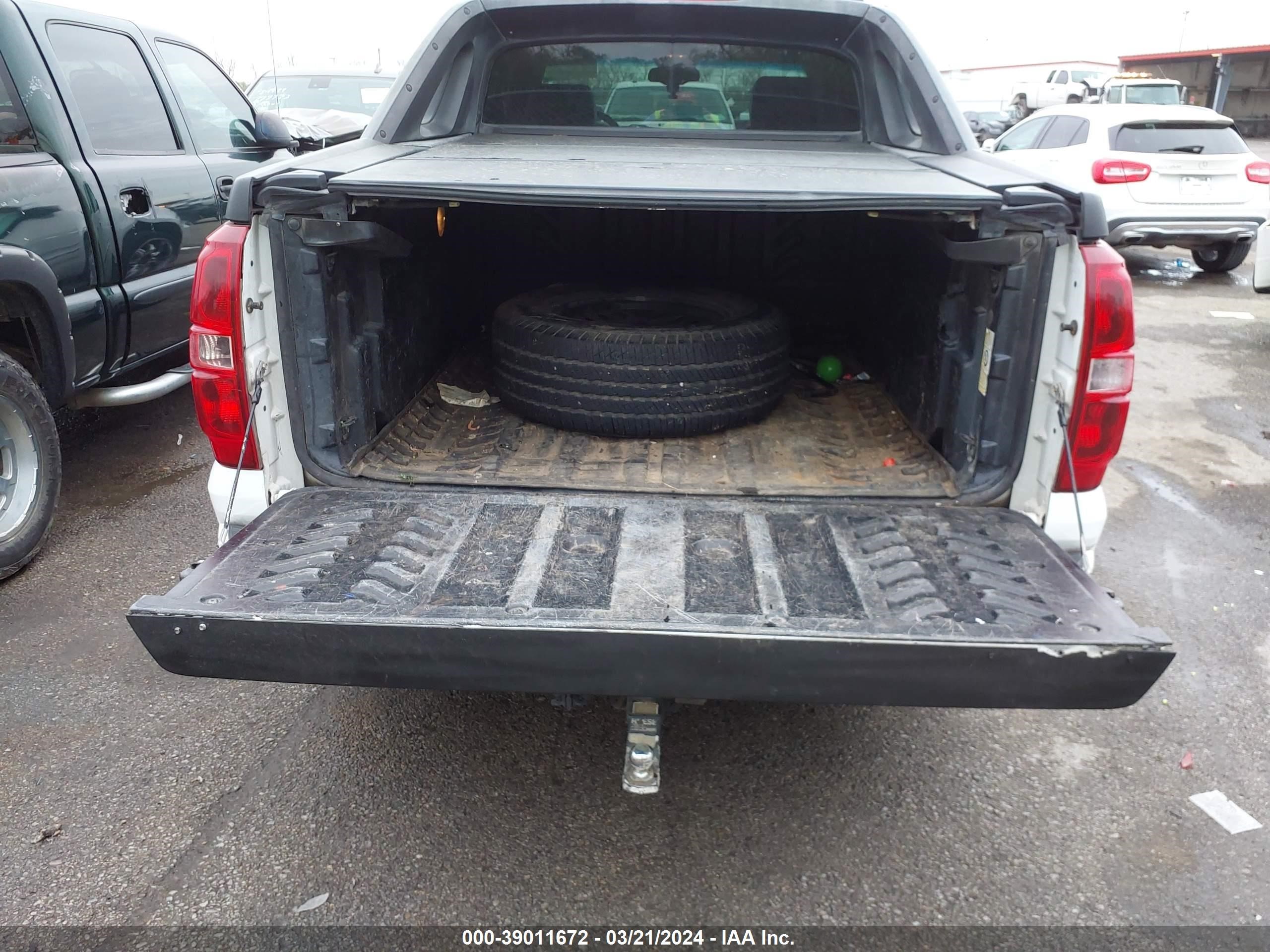 Photo 7 VIN: 3GNEC32089G164964 - CHEVROLET AVALANCHE 