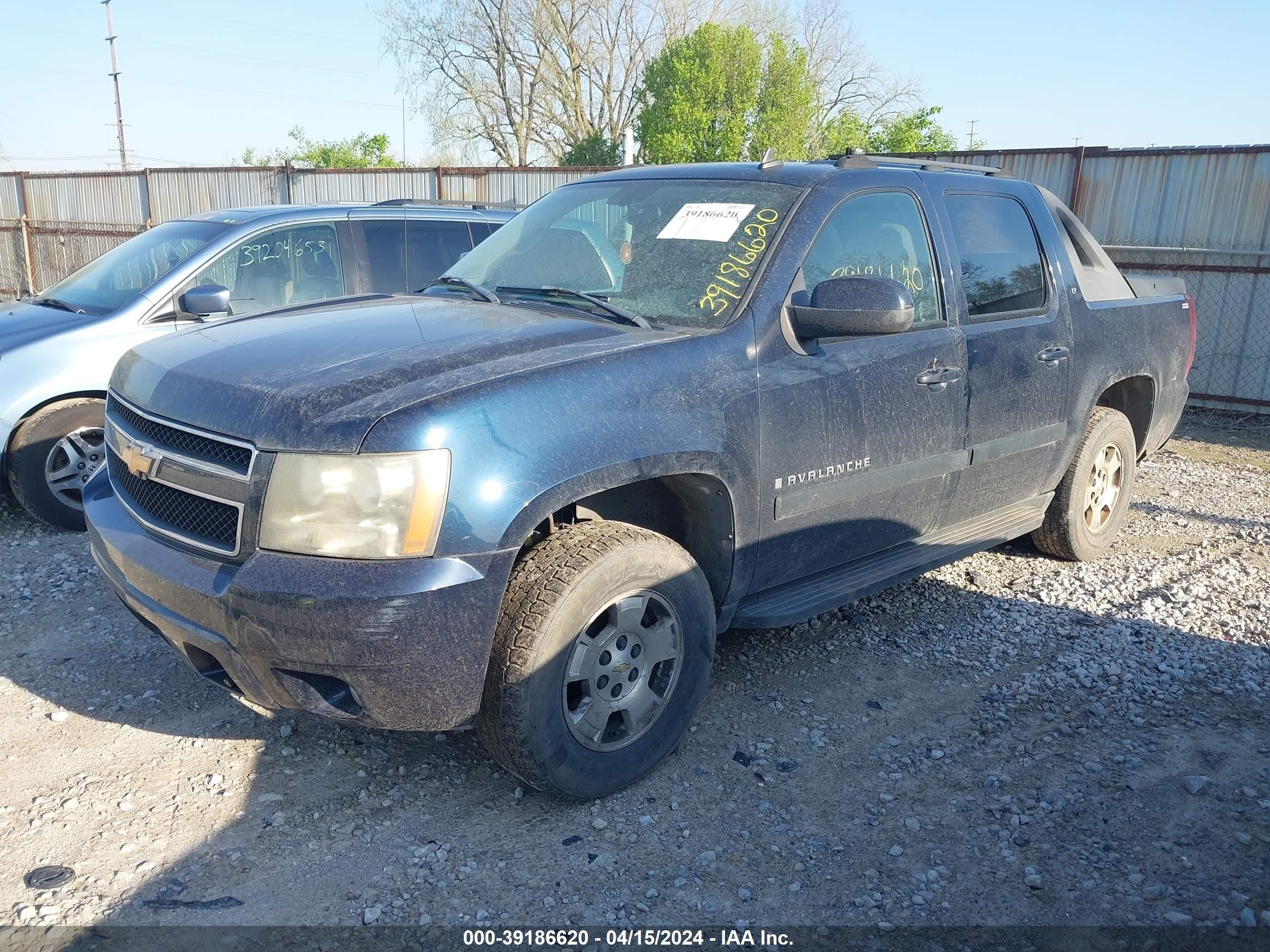 Photo 1 VIN: 3GNEK12327G104967 - CHEVROLET AVALANCHE 