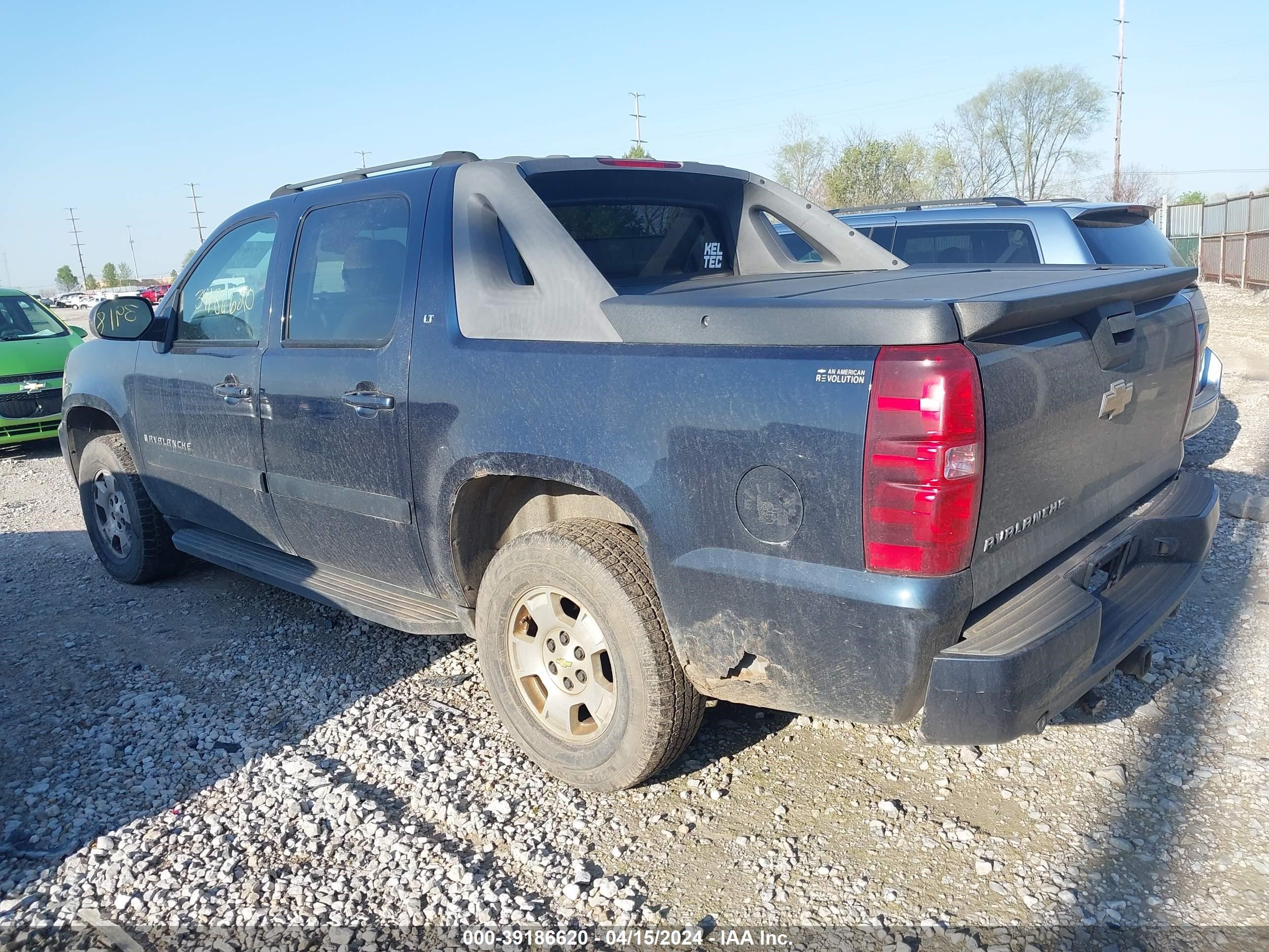 Photo 2 VIN: 3GNEK12327G104967 - CHEVROLET AVALANCHE 