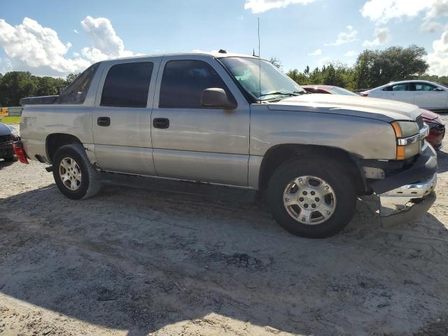 Photo 3 VIN: 3GNEK12T14G137177 - CHEVROLET AVALANCHE 