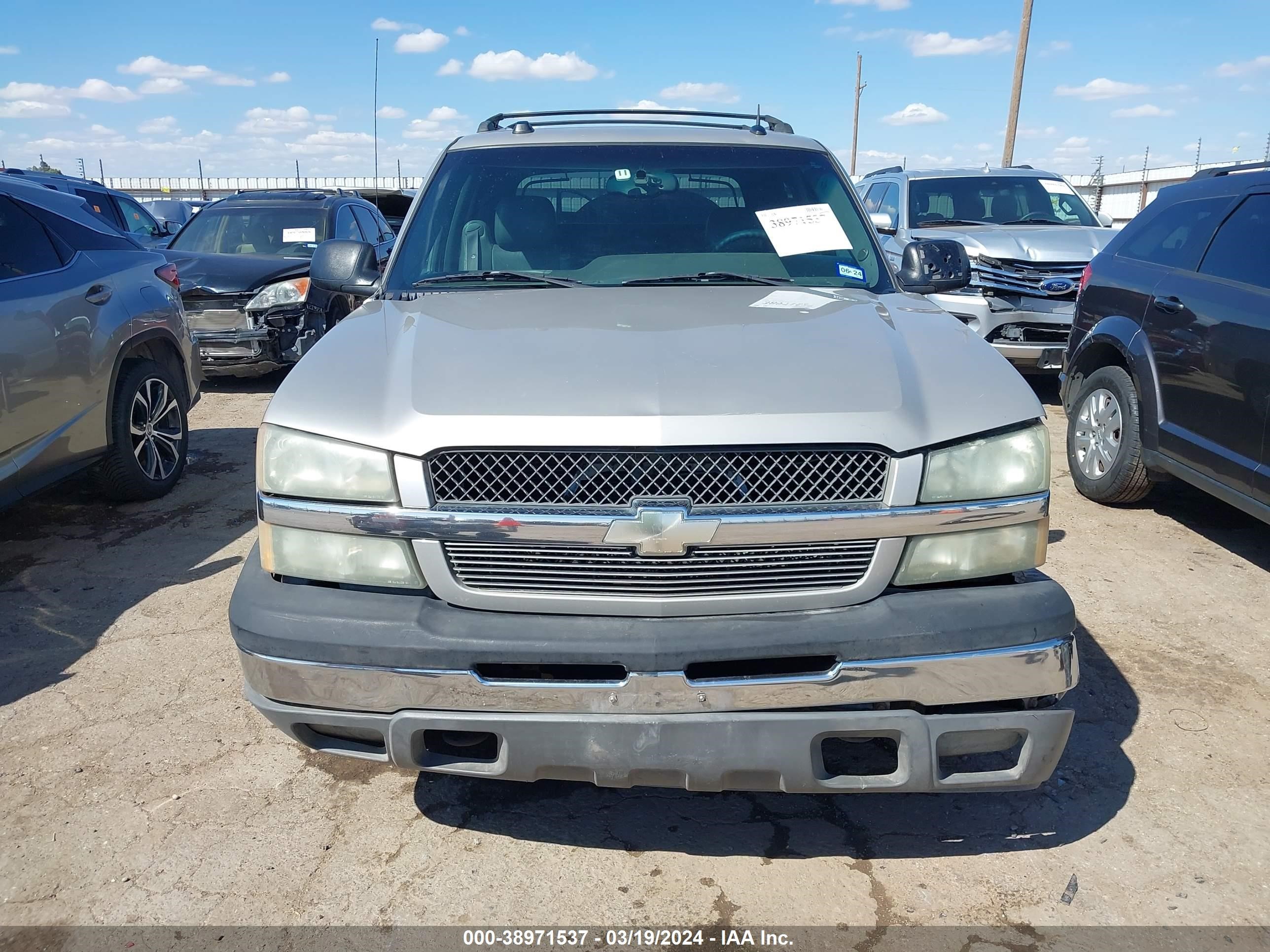 Photo 11 VIN: 3GNEK12T24G312326 - CHEVROLET AVALANCHE 