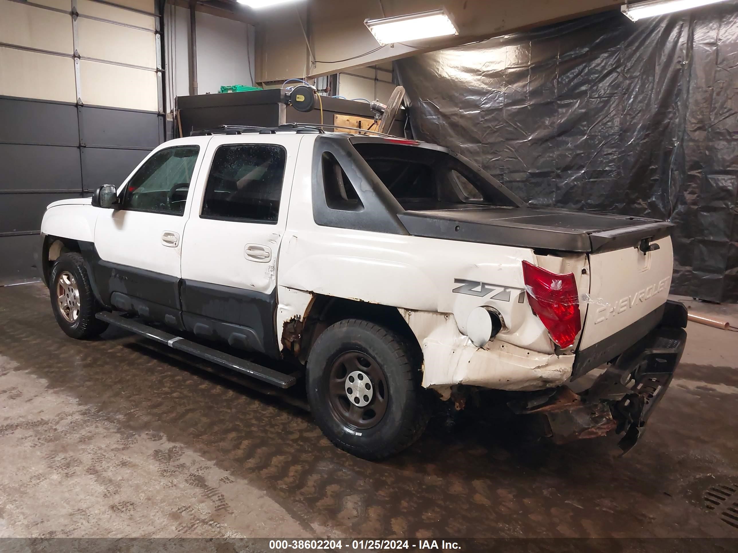 Photo 2 VIN: 3GNEK12T24G326601 - CHEVROLET AVALANCHE 