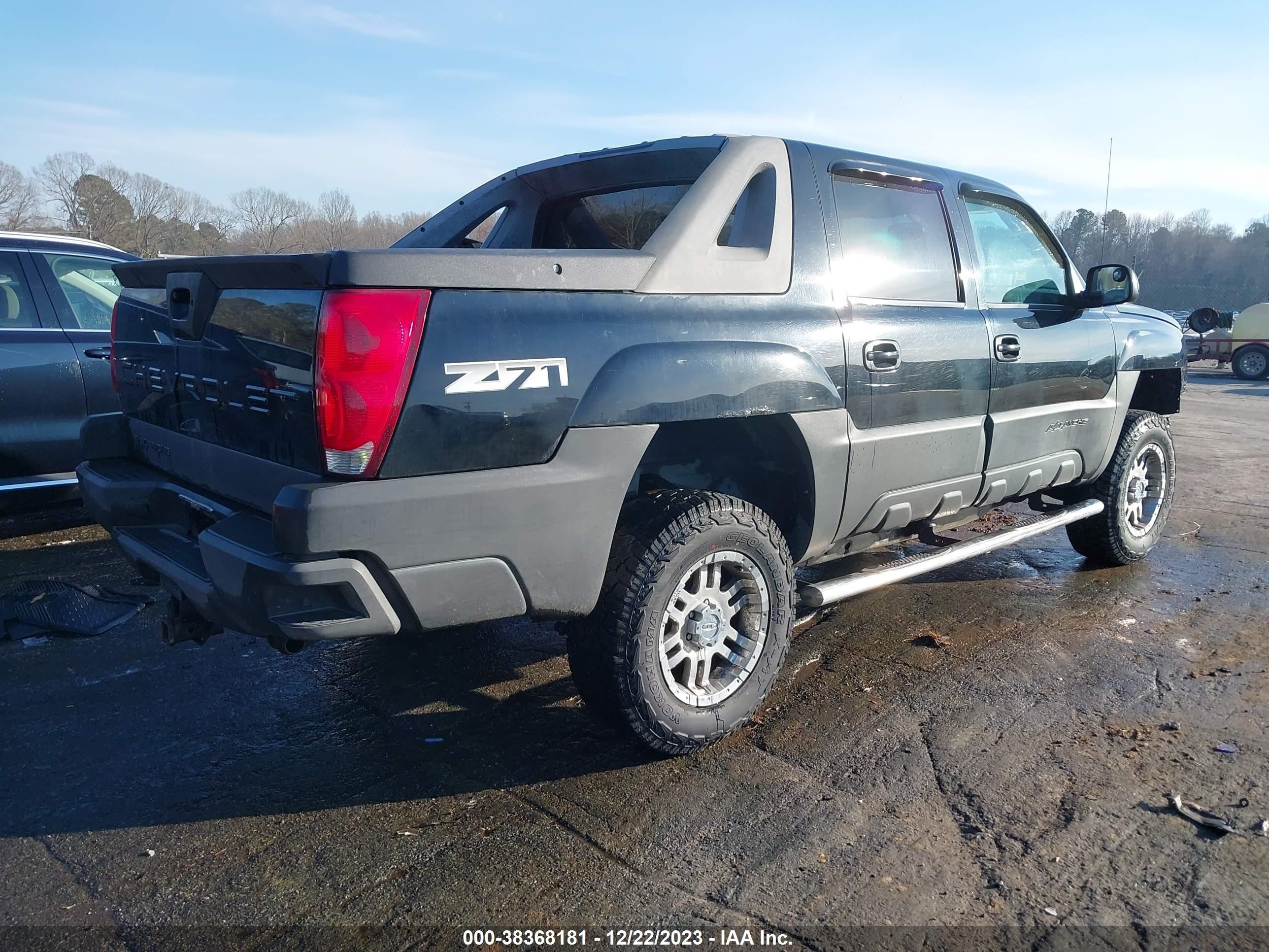 Photo 3 VIN: 3GNEK12T34G283404 - CHEVROLET AVALANCHE 