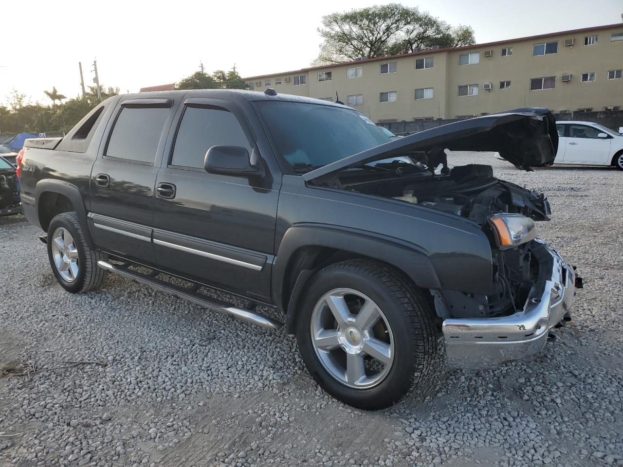 Photo 3 VIN: 3GNEK12T44G329483 - CHEVROLET AVALANCHE 