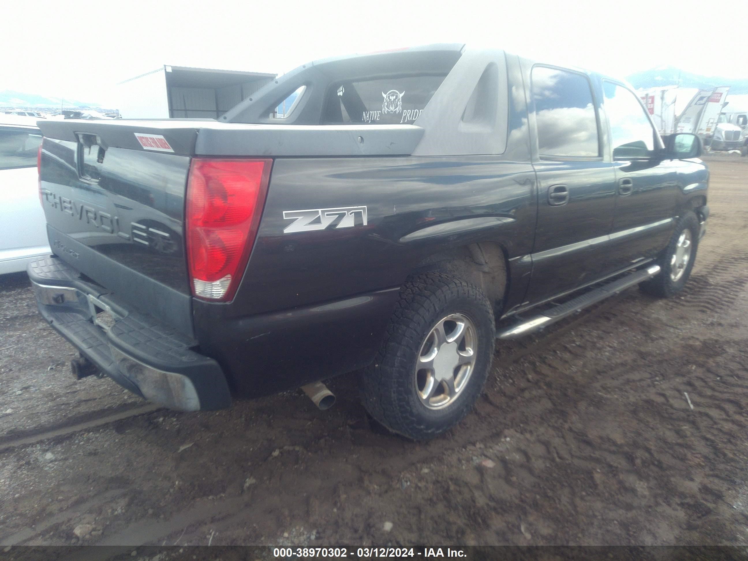 Photo 3 VIN: 3GNEK12T54G116154 - CHEVROLET AVALANCHE 