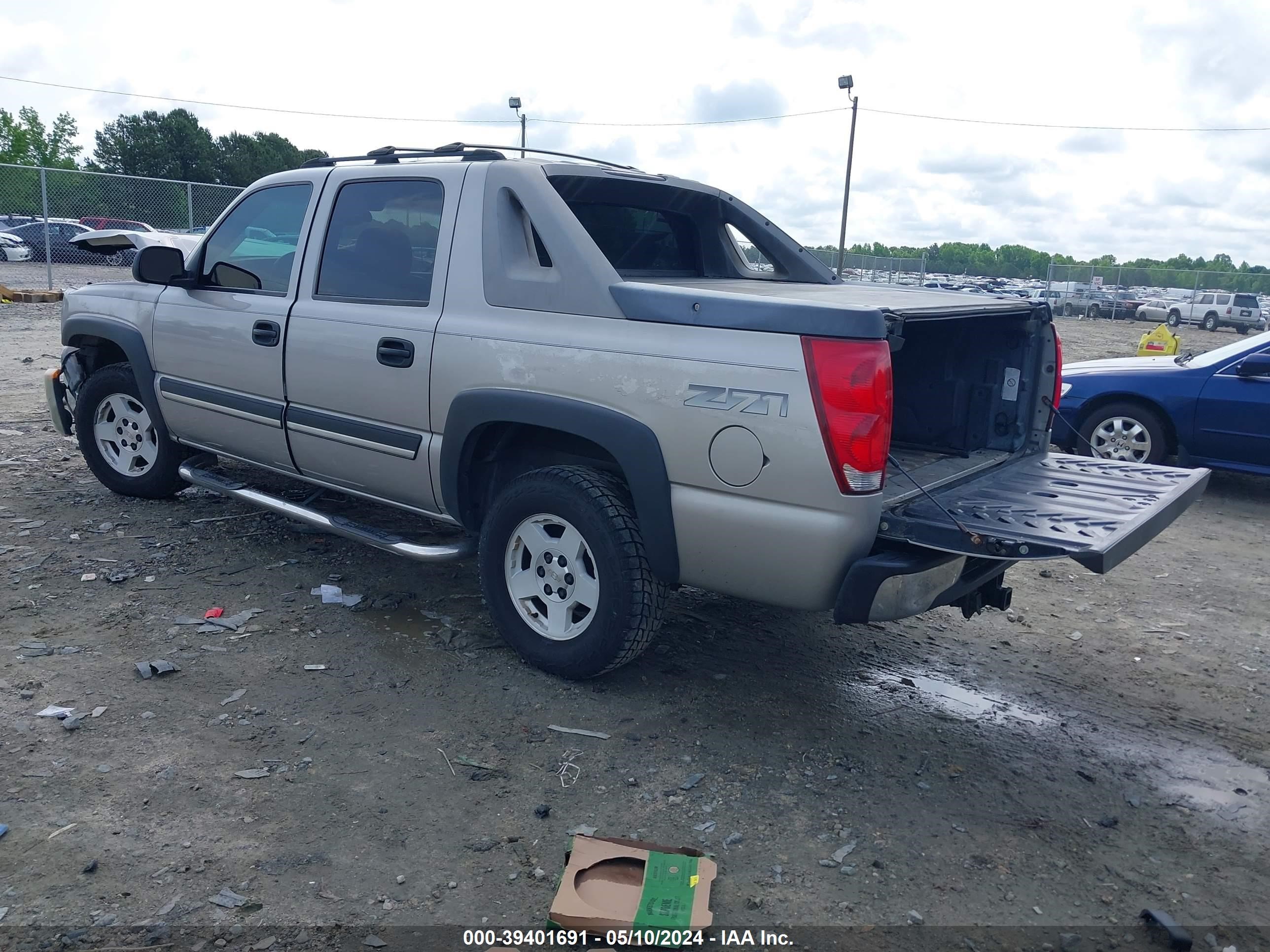 Photo 2 VIN: 3GNEK12T54G310165 - CHEVROLET AVALANCHE 