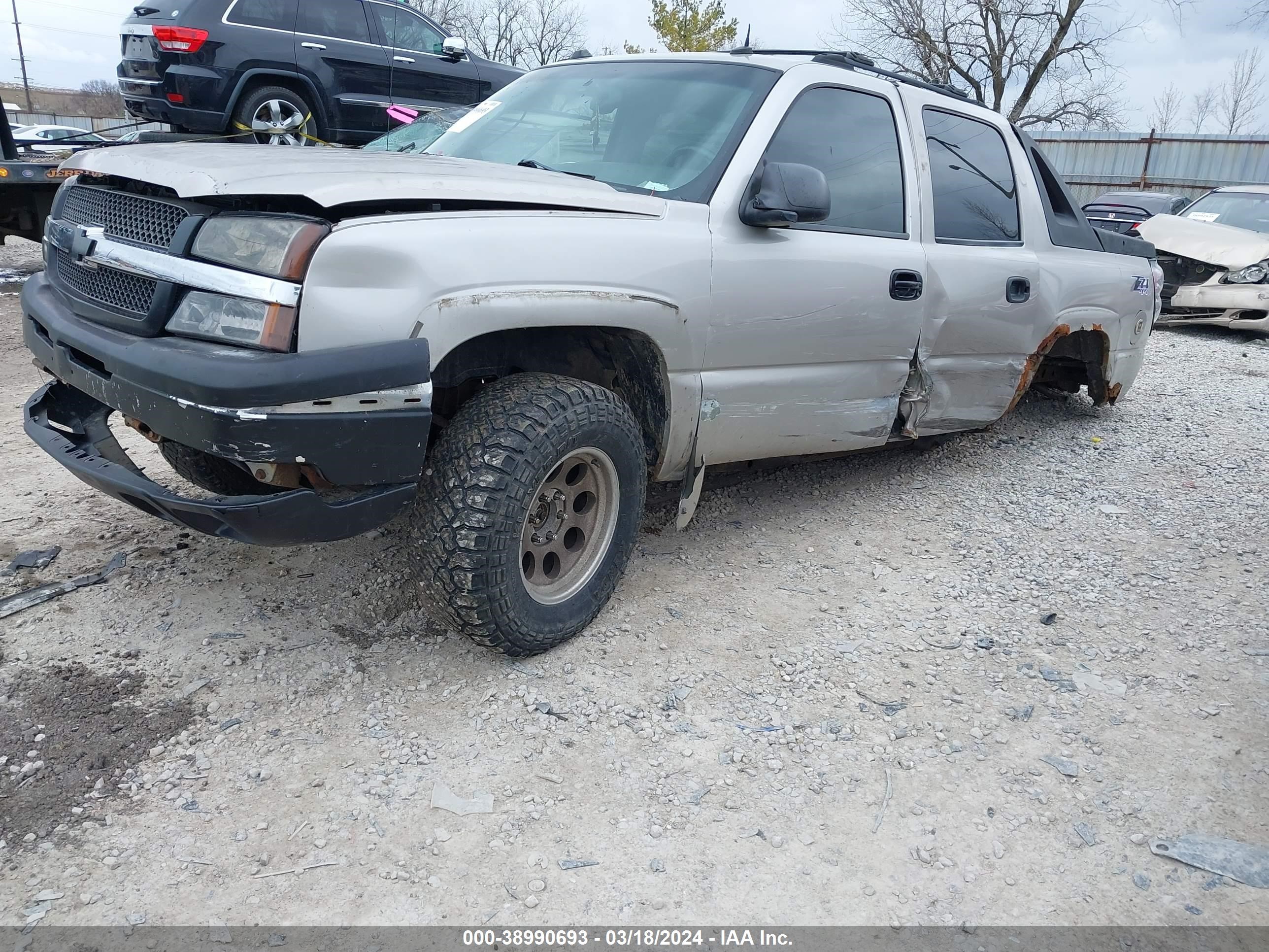 Photo 5 VIN: 3GNEK12T64G118155 - CHEVROLET AVALANCHE 