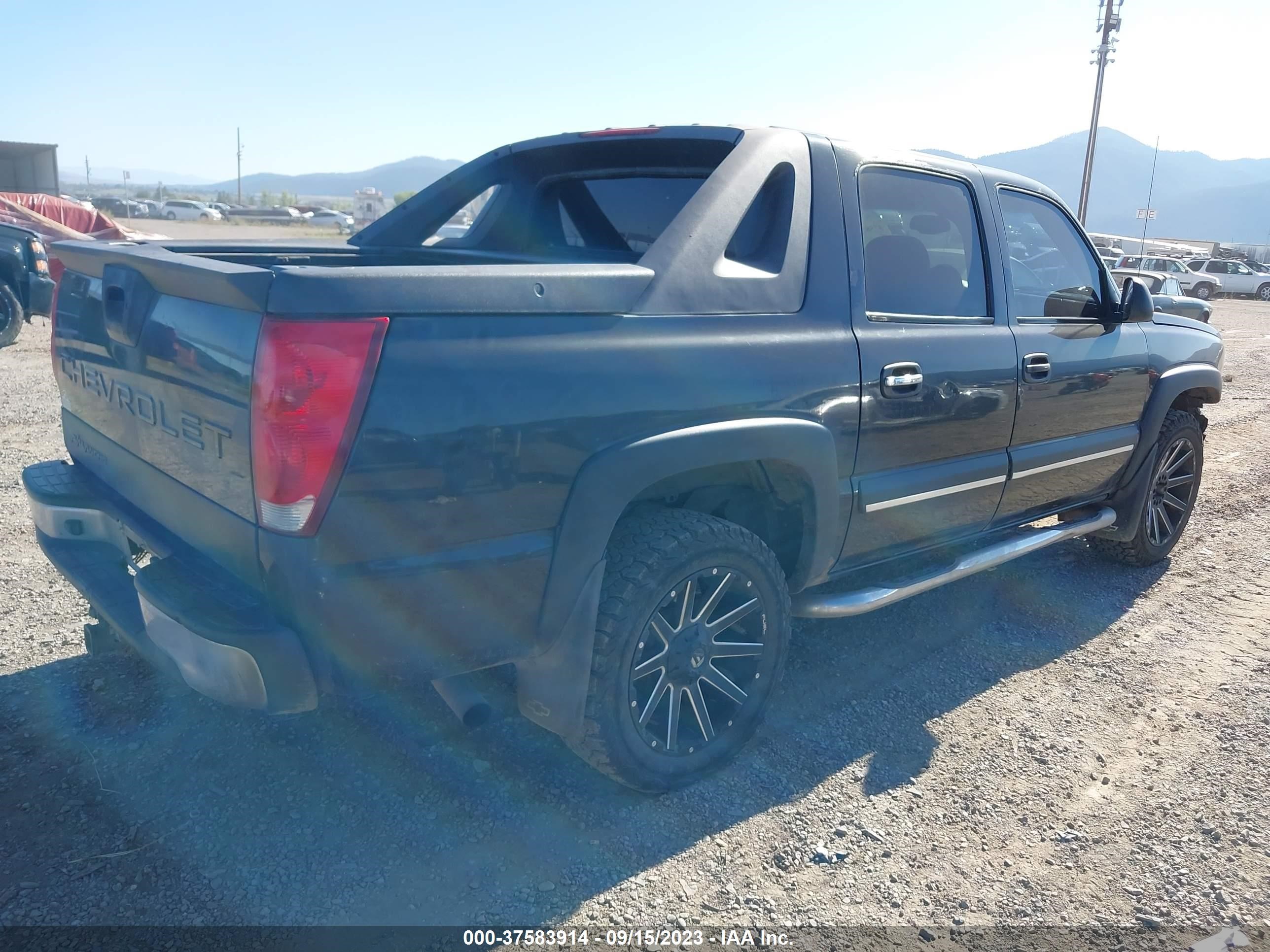 Photo 3 VIN: 3GNEK12T64G125347 - CHEVROLET AVALANCHE 