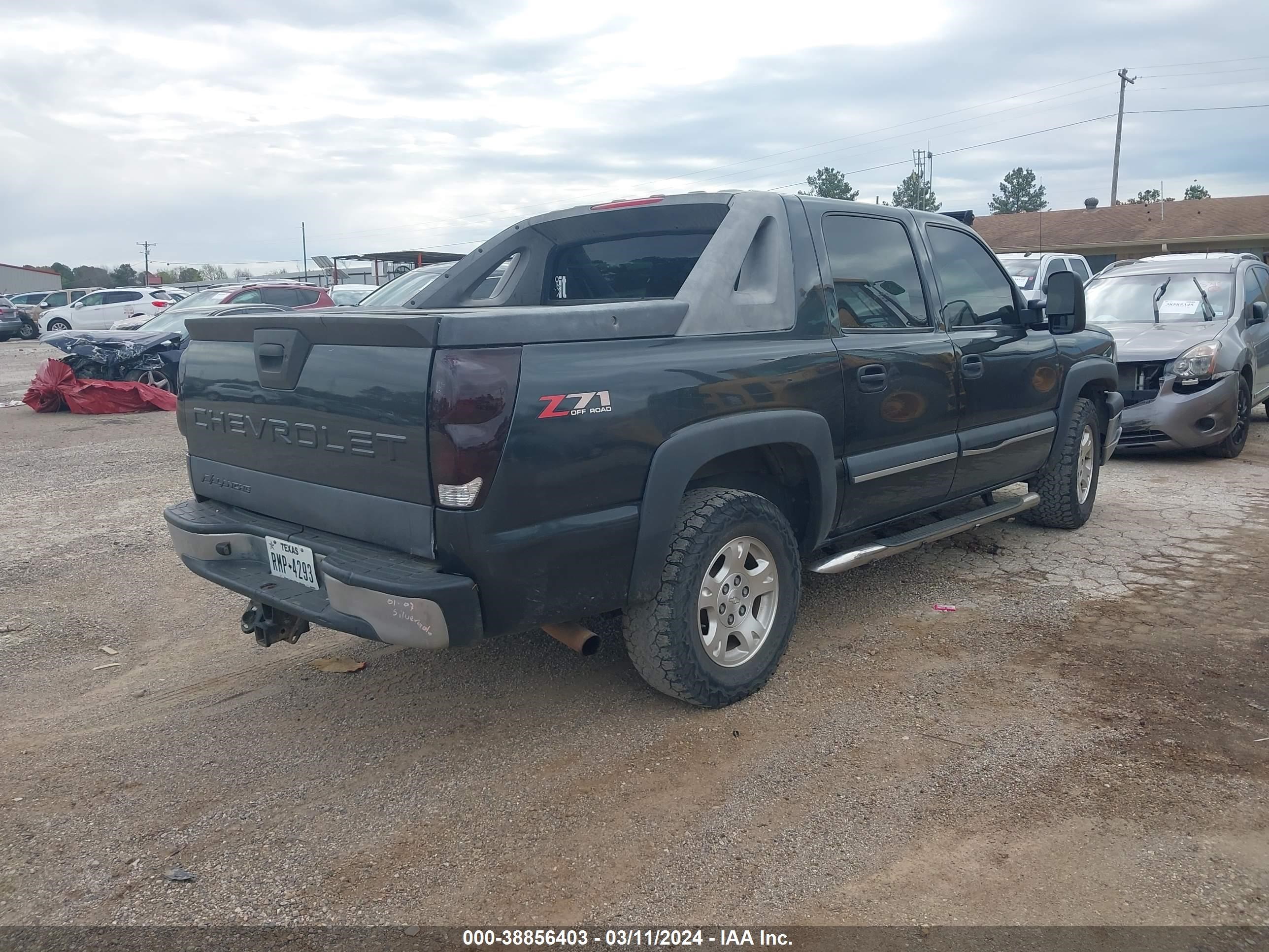 Photo 3 VIN: 3GNEK12T74G152475 - CHEVROLET AVALANCHE 