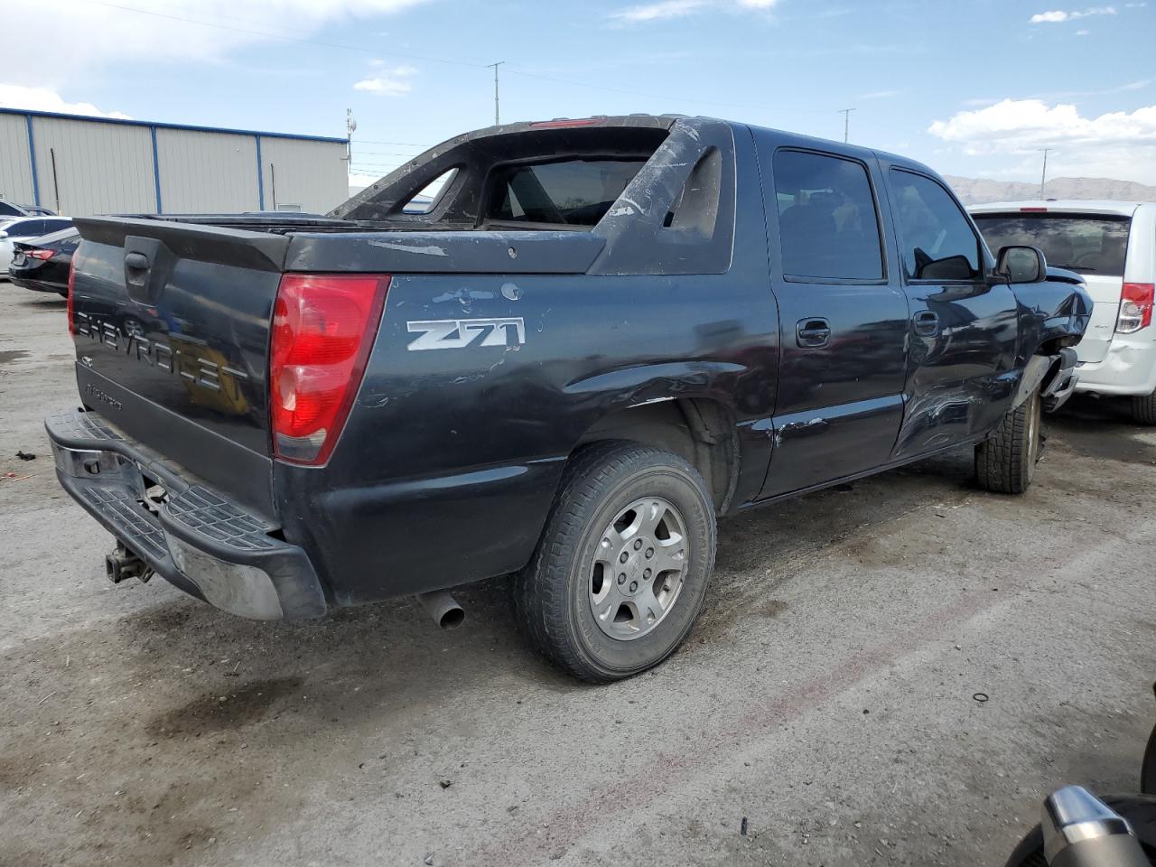 Photo 2 VIN: 3GNEK12T74G281509 - CHEVROLET AVALANCHE 