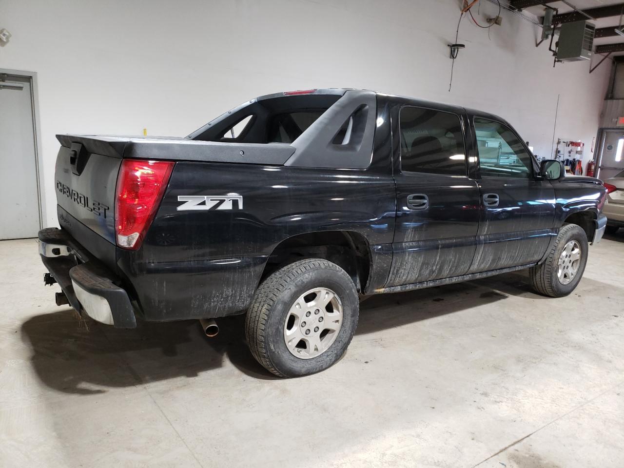 Photo 2 VIN: 3GNEK12Z36G182662 - CHEVROLET AVALANCHE 