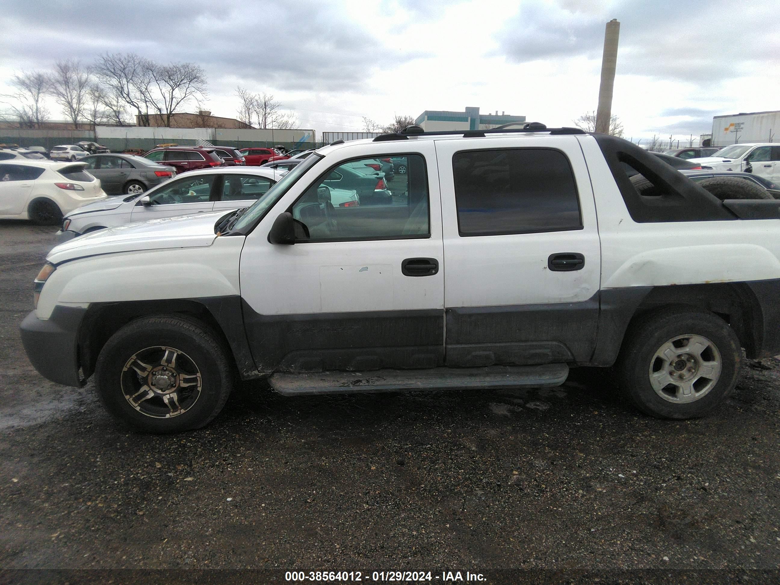 Photo 5 VIN: 3GNEK12Z65G104522 - CHEVROLET AVALANCHE 