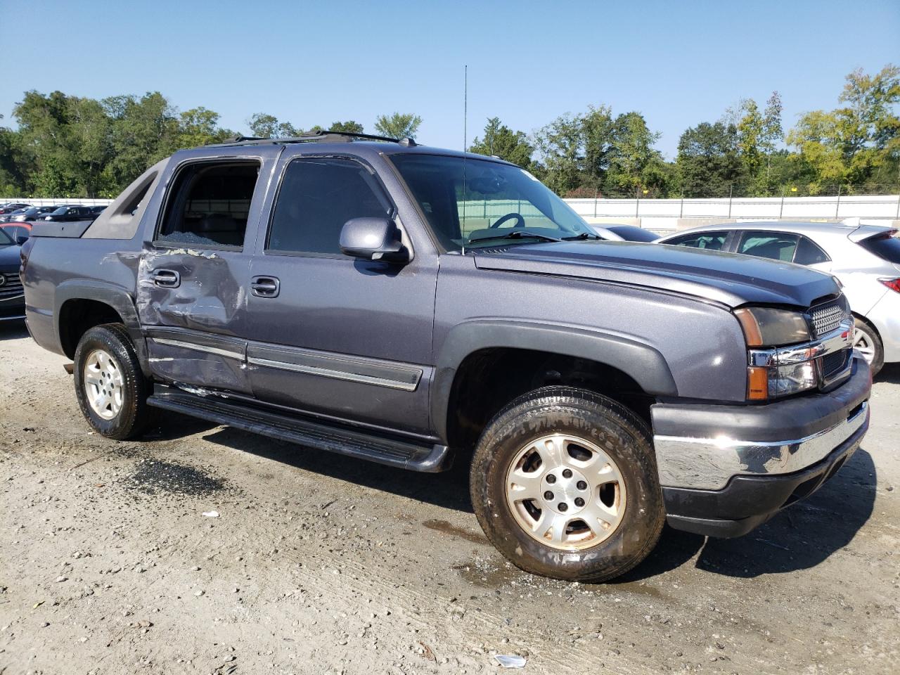 Photo 3 VIN: 3GNEK12Z75G231764 - CHEVROLET AVALANCHE 