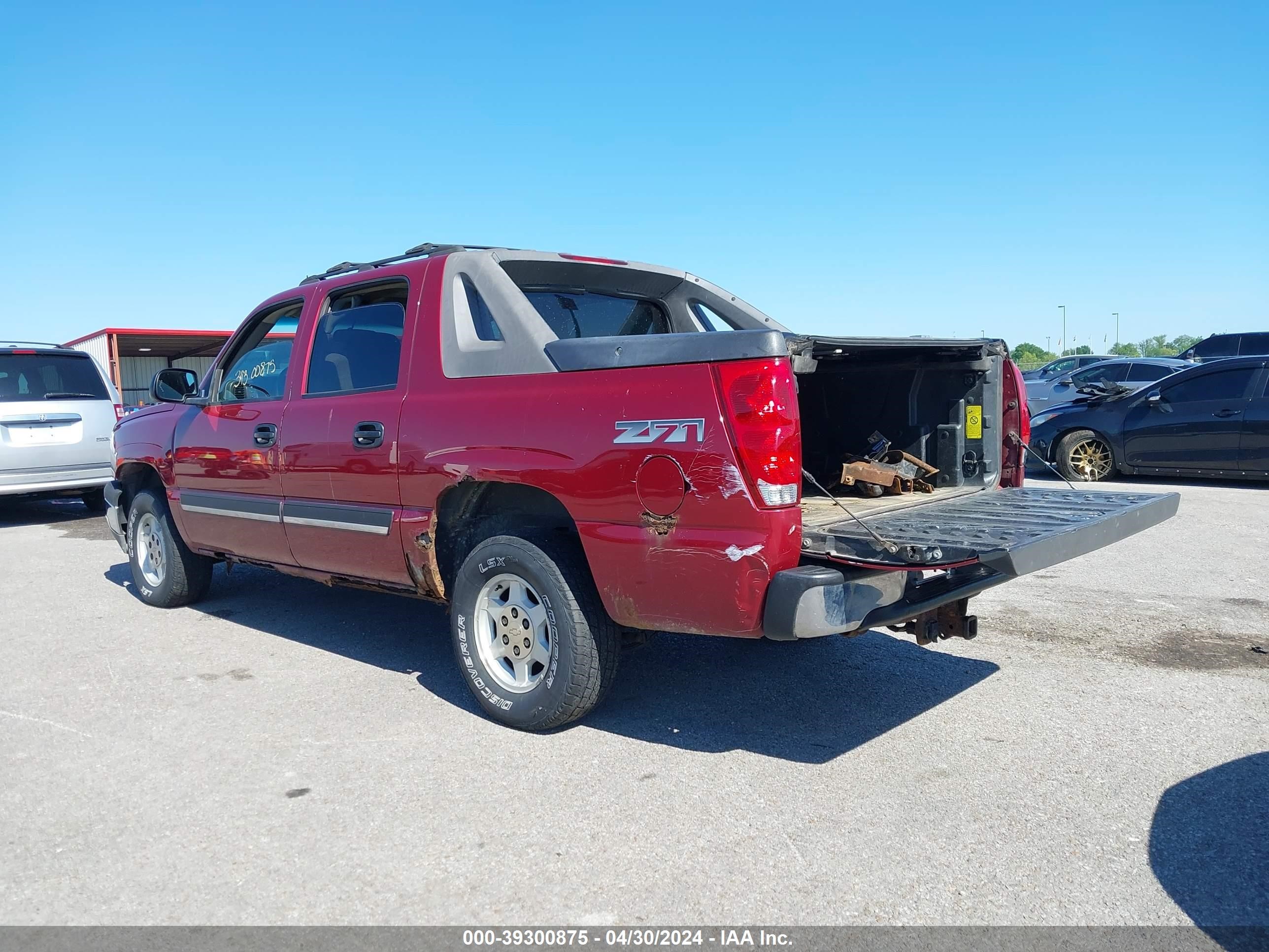 Photo 2 VIN: 3GNEK12Z85G137912 - CHEVROLET AVALANCHE 