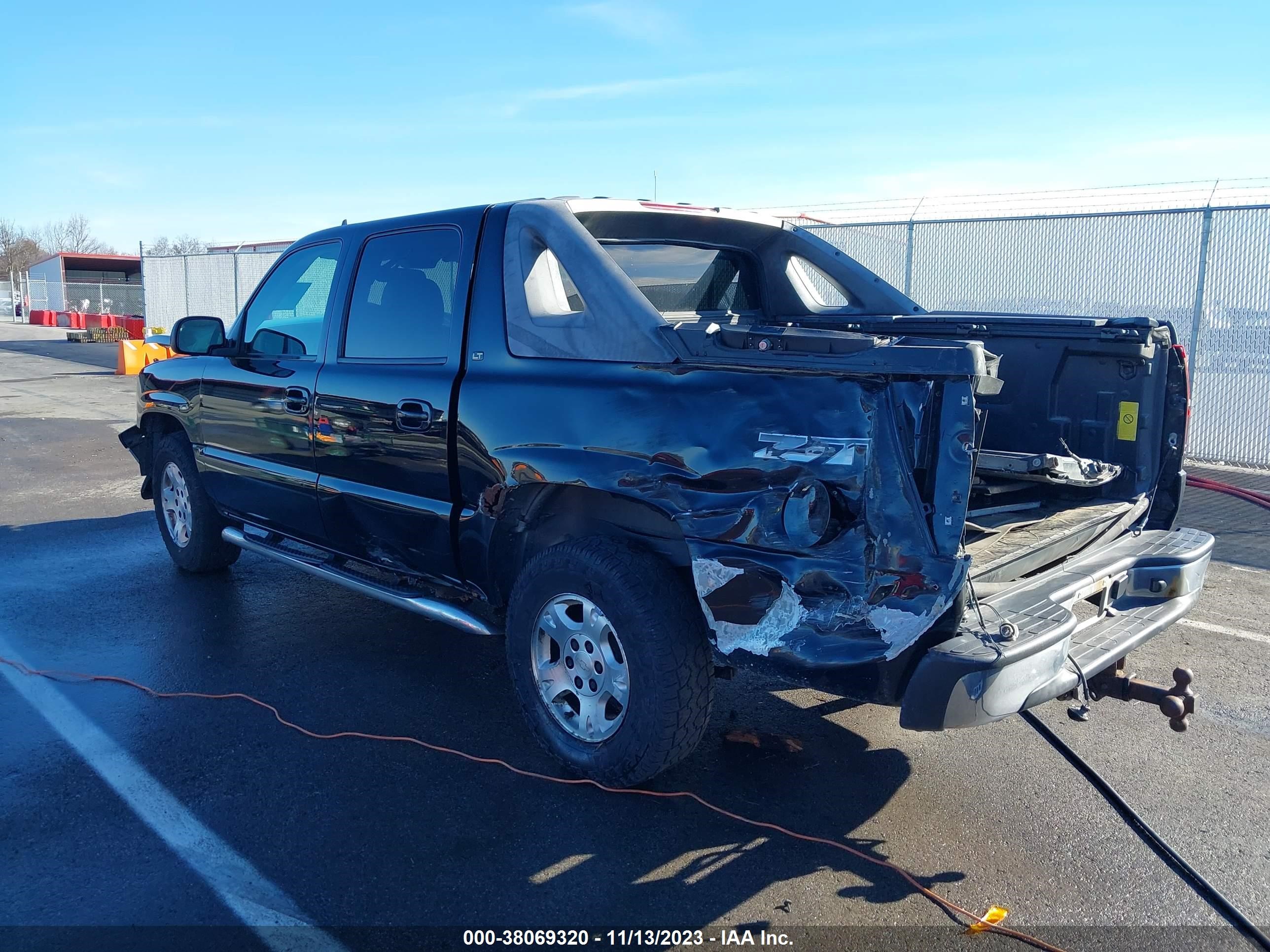 Photo 2 VIN: 3GNEK12Z96G114284 - CHEVROLET AVALANCHE 