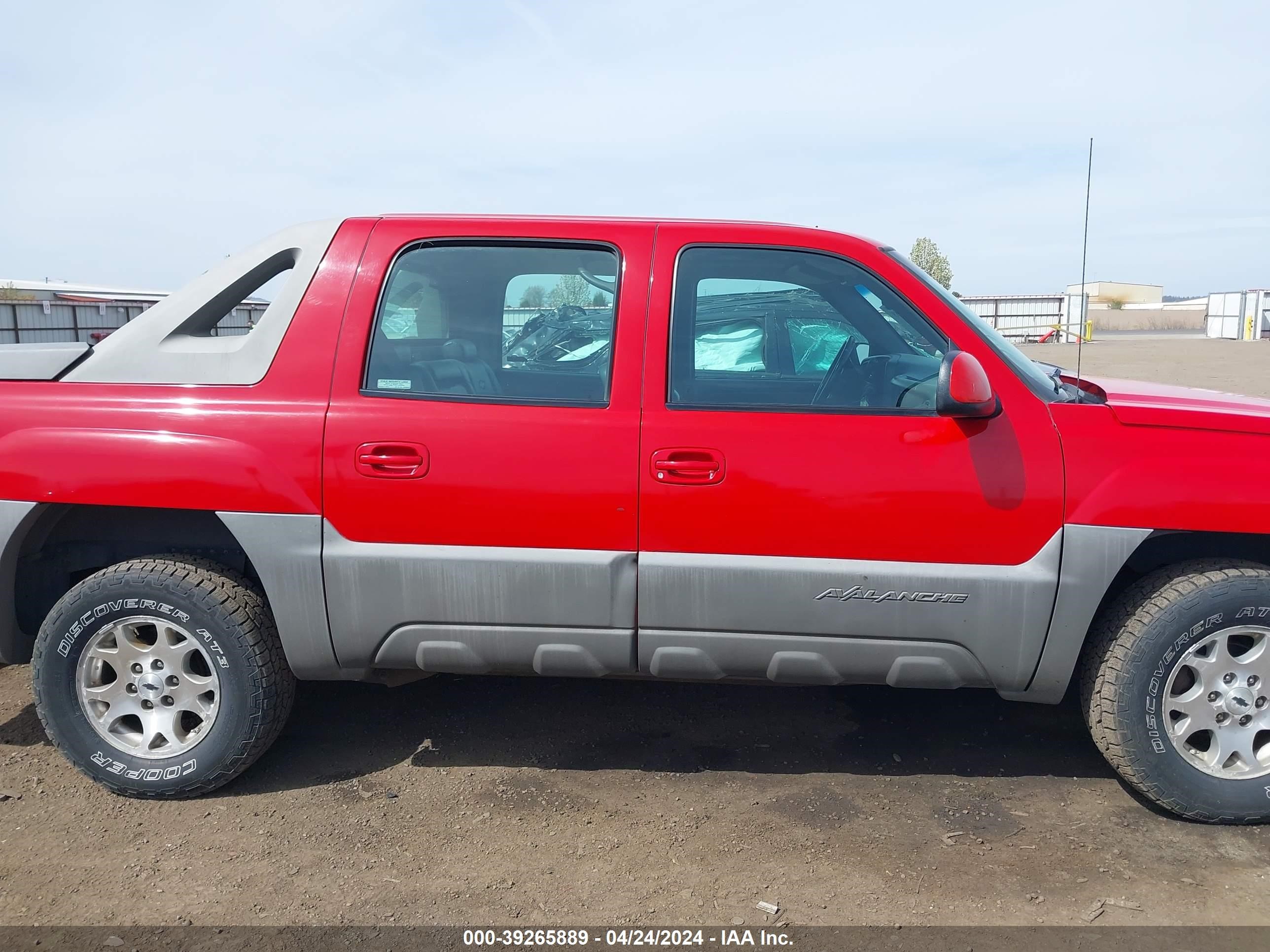 Photo 13 VIN: 3GNEK13T12G107348 - CHEVROLET AVALANCHE 