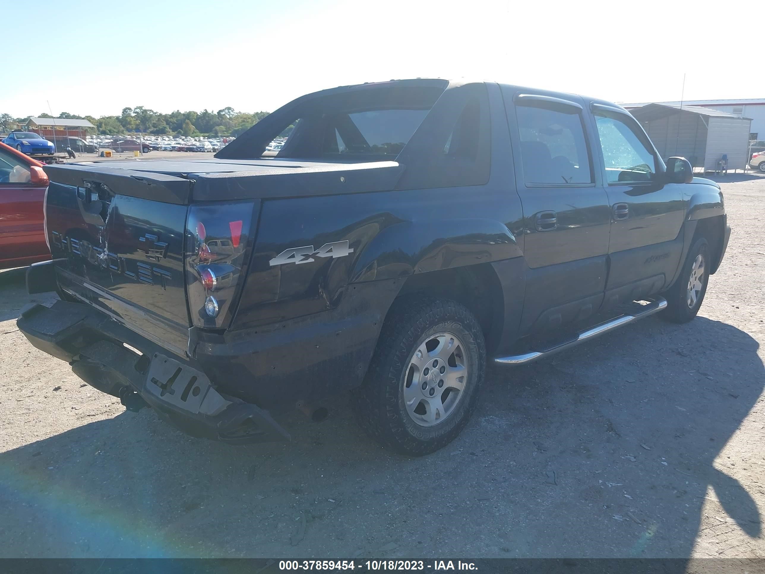 Photo 3 VIN: 3GNEK13T12G188853 - CHEVROLET AVALANCHE 