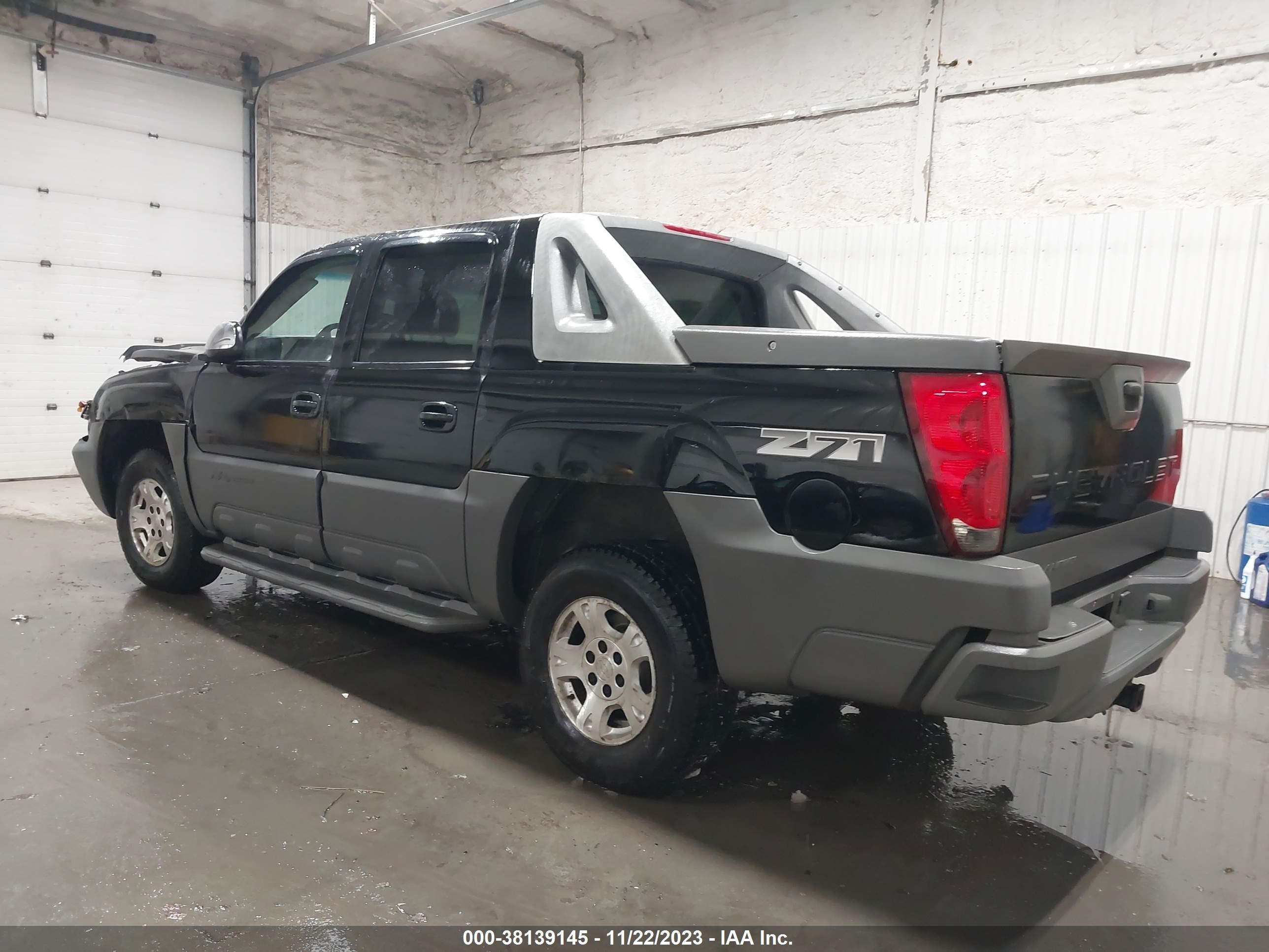 Photo 2 VIN: 3GNEK13T12G284448 - CHEVROLET AVALANCHE 