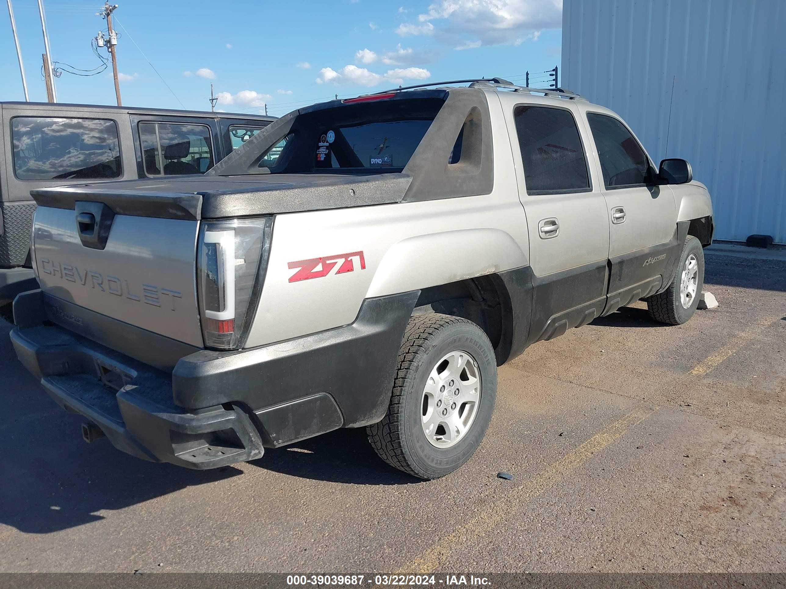 Photo 3 VIN: 3GNEK13T12G363523 - CHEVROLET AVALANCHE 