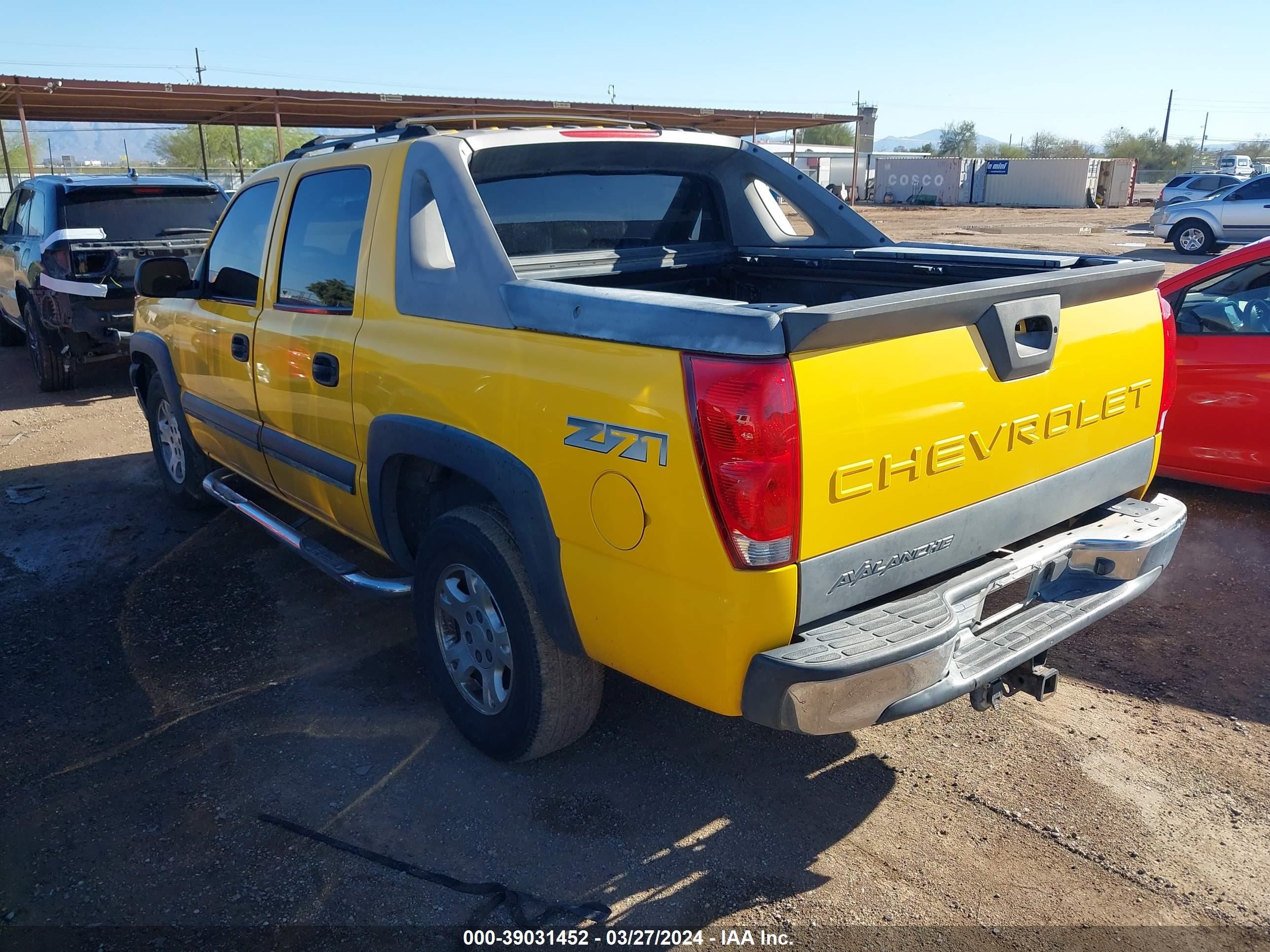 Photo 2 VIN: 3GNEK13T23G339281 - CHEVROLET AVALANCHE 