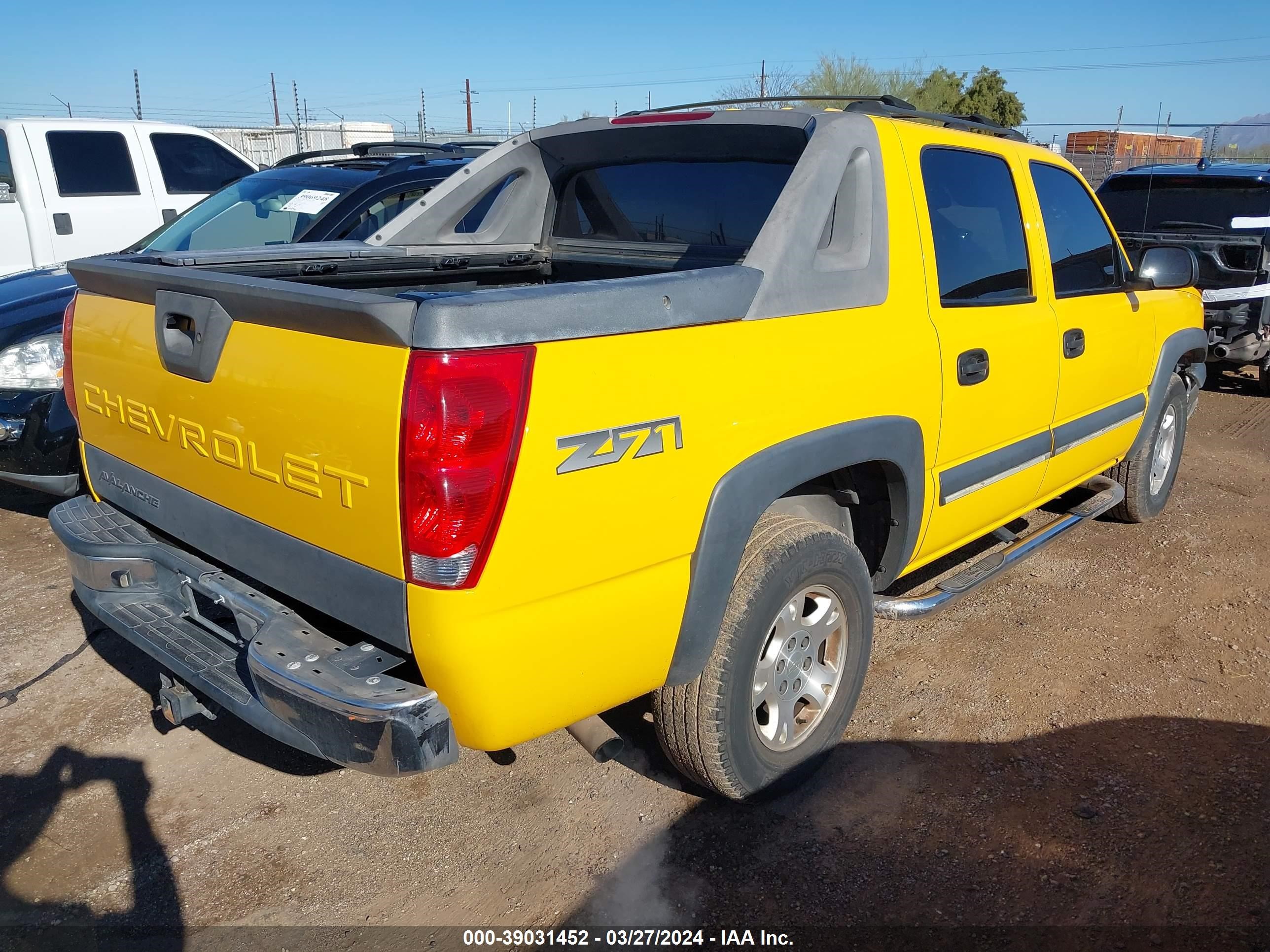 Photo 3 VIN: 3GNEK13T23G339281 - CHEVROLET AVALANCHE 